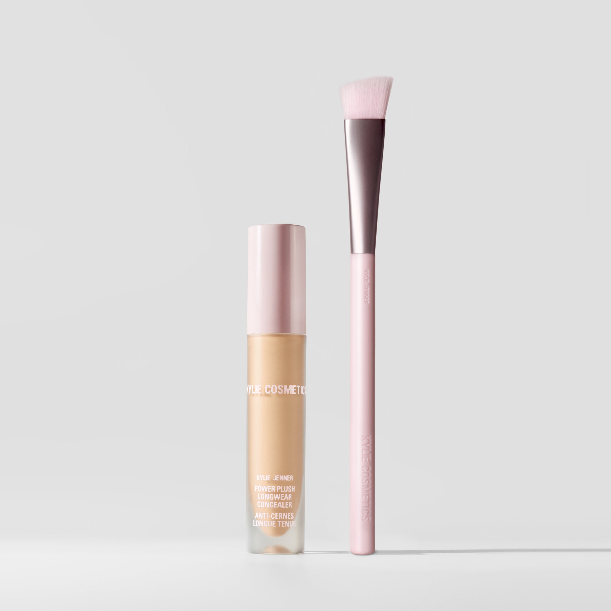 Kylie Power Plush Concealer And Brush Duo - Sneaker Türkiye