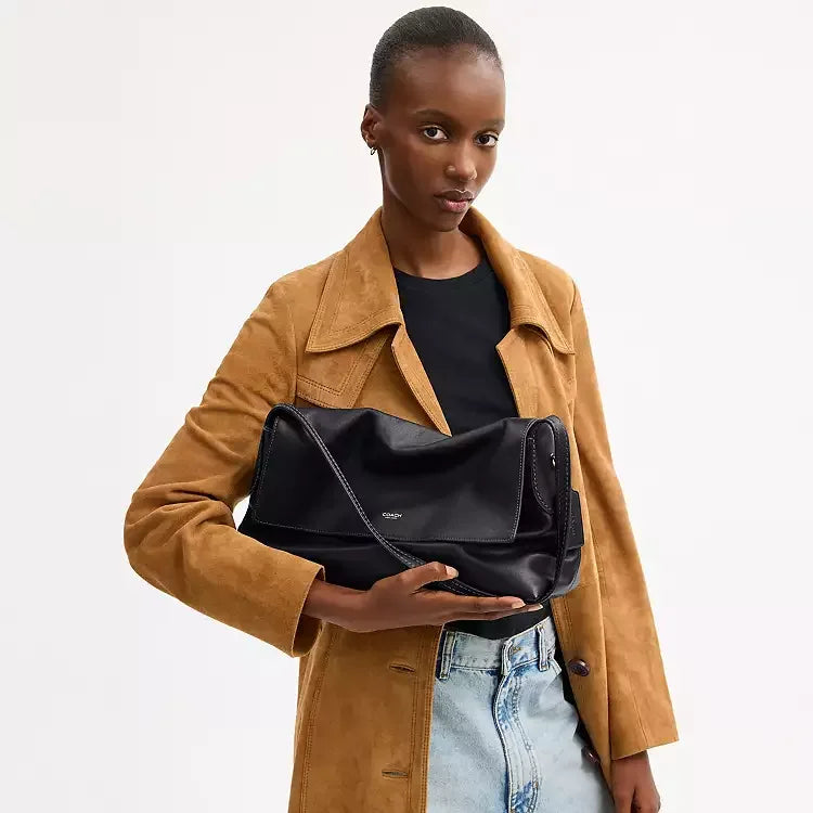 Coach Chelsea Shoulder Bag 36 – Brass/Black - Sneaker Türkiye