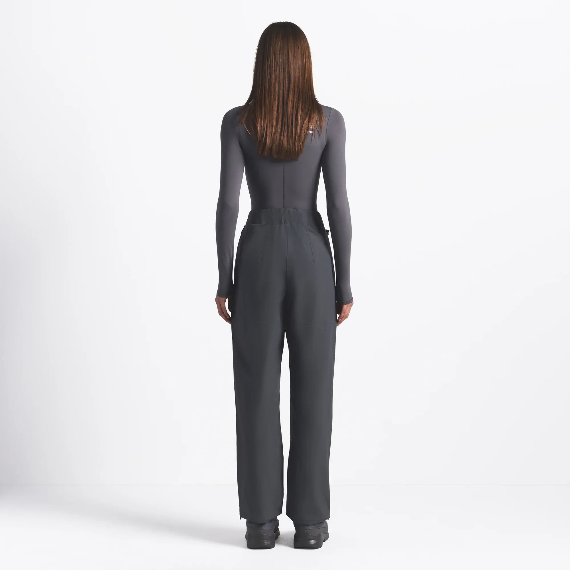 THE NORTH FACE X SKIMS SEAM TAPE PANT | GUNMETAL - Sneaker Türkiye