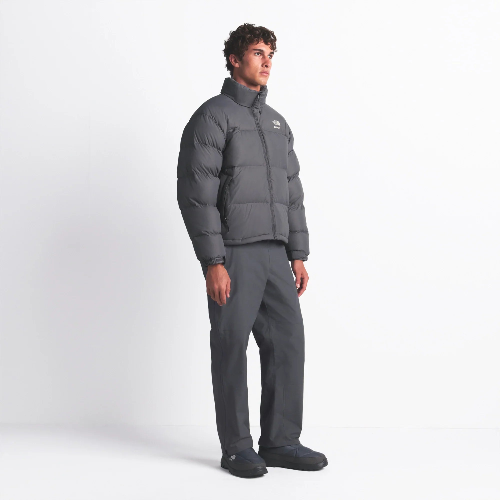 THE NORTH FACE X SKIMS 1996 NUPTSE JACKET | GUNMETAL - Sneaker Türkiye