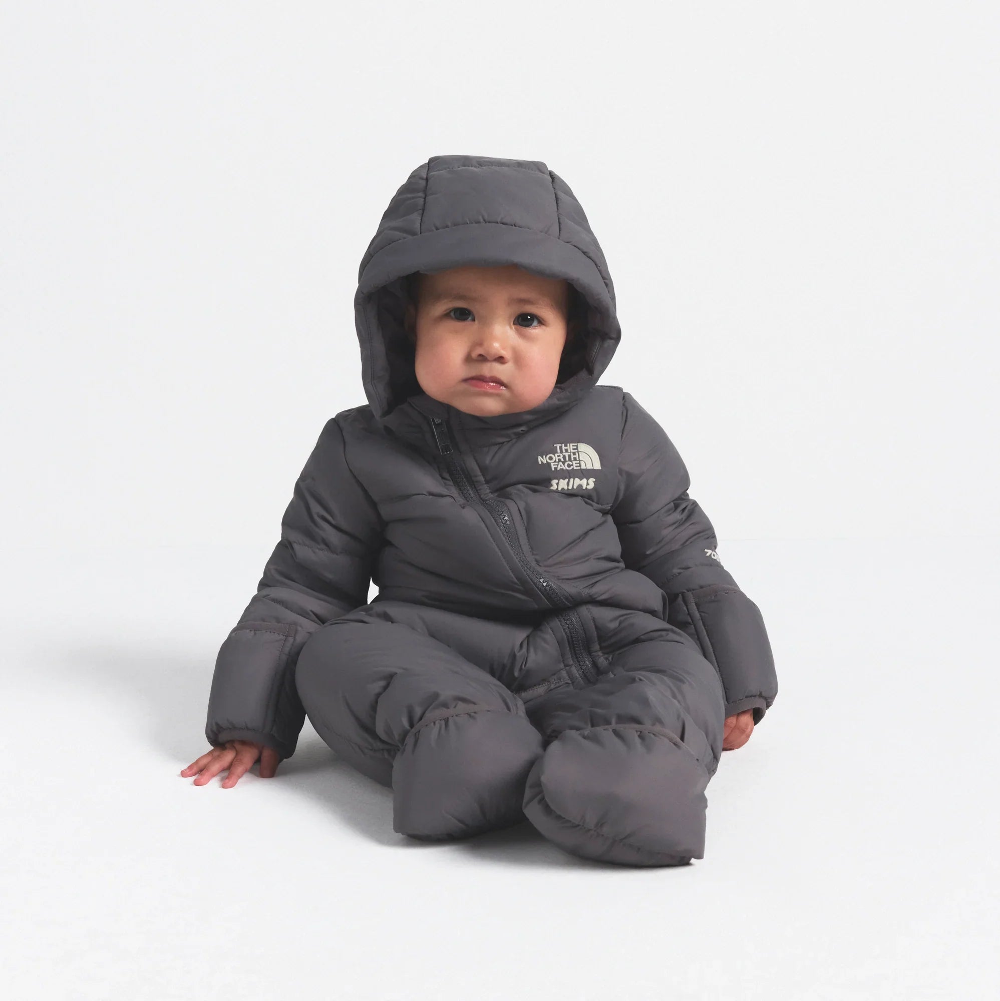 THE NORTH FACE X SKIMS BABY 1996 NUPTSE ONE-PIECE | GUNMETAL - Sneaker Türkiye
