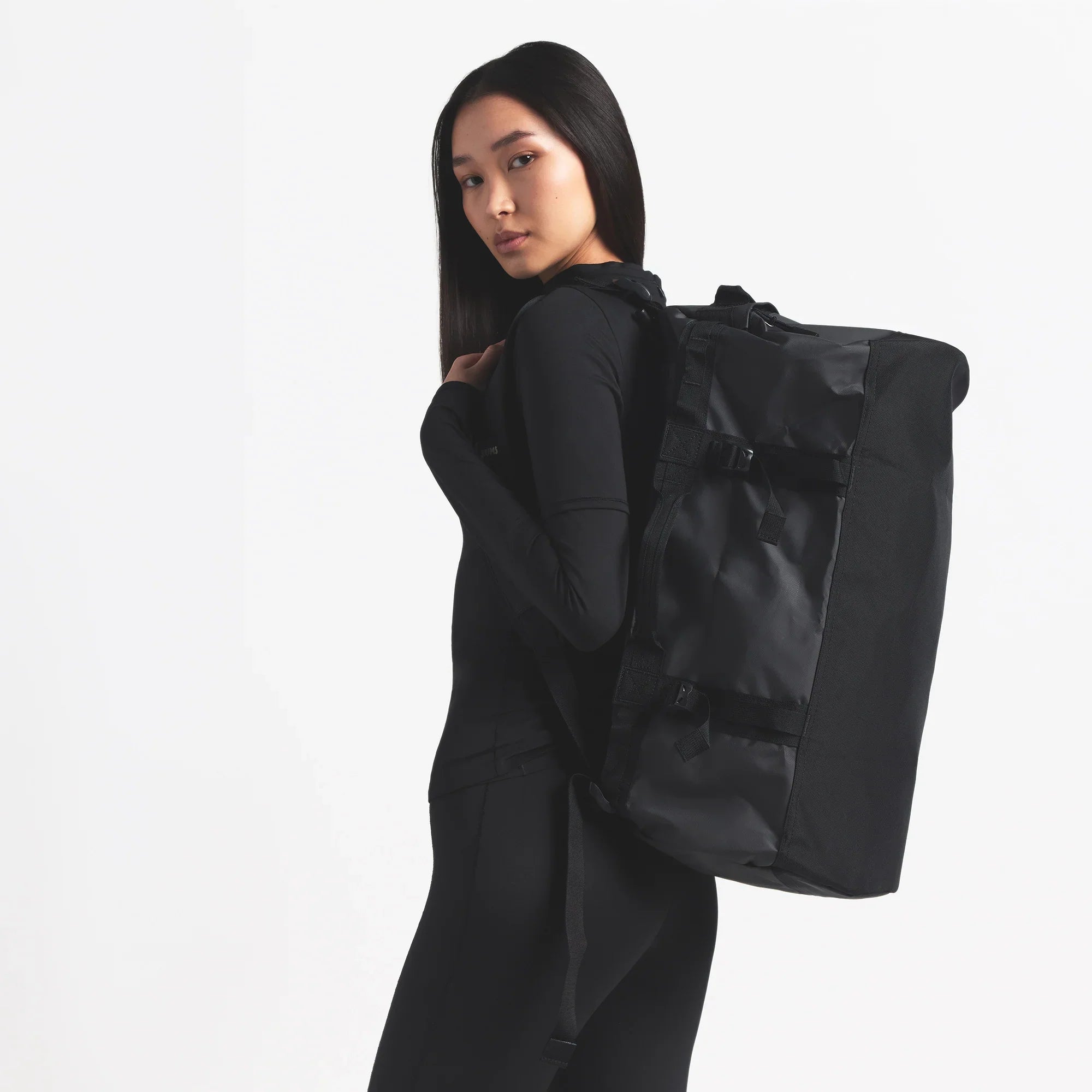 THE NORTH FACE X SKIMS SMALL BASE CAMP DUFFLE BAG | ONYX - Sneaker Türkiye