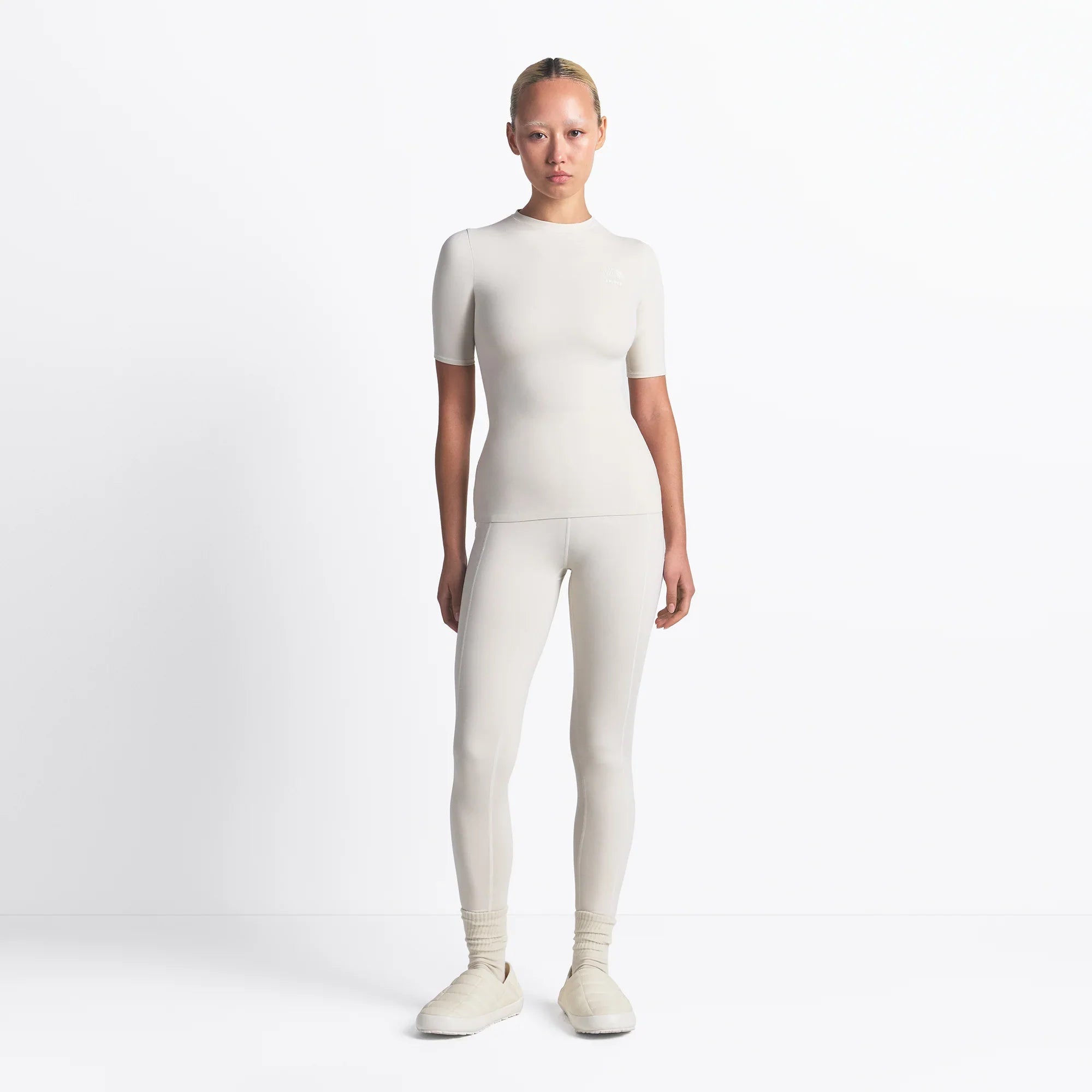 THE NORTH FACE X SKIMS REFINA SHORT SLEEVE TOP | BONE - Sneaker Türkiye