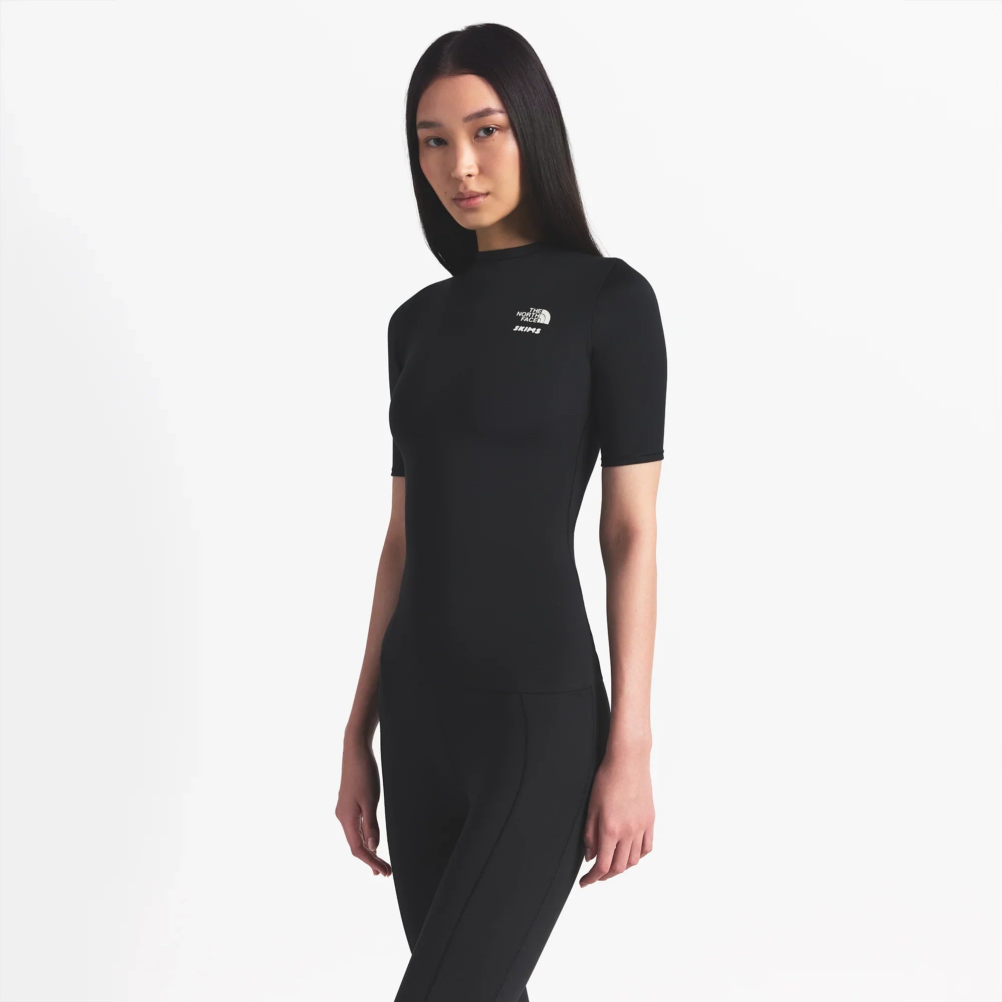 THE NORTH FACE X SKIMS REFINA SHORT SLEEVE TOP | ONYX - Sneaker Türkiye