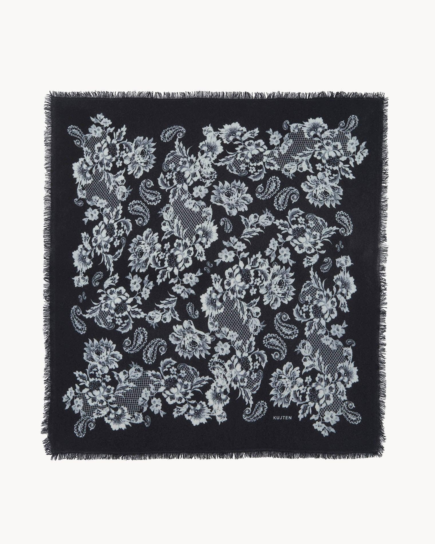 KUJTEN Large Bandana Hachiko Lace Black – White – Bandana - Sneaker Türkiye