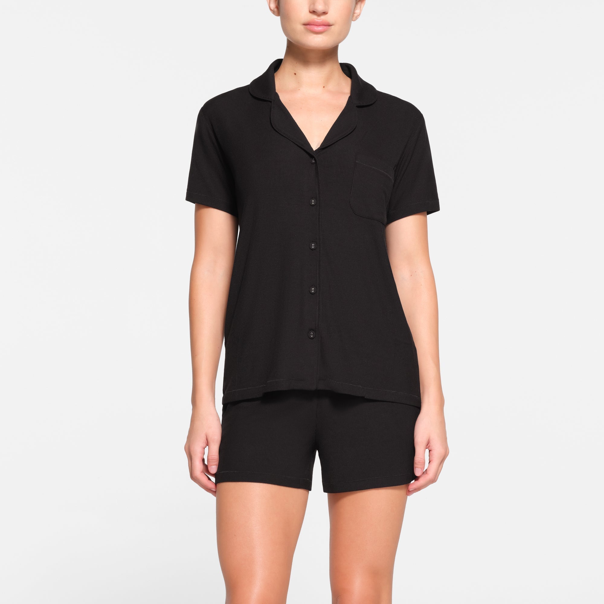 SKIMS SOFT LOUNGE SHORT SLEEP SET | ONYX - Sneaker Türkiye