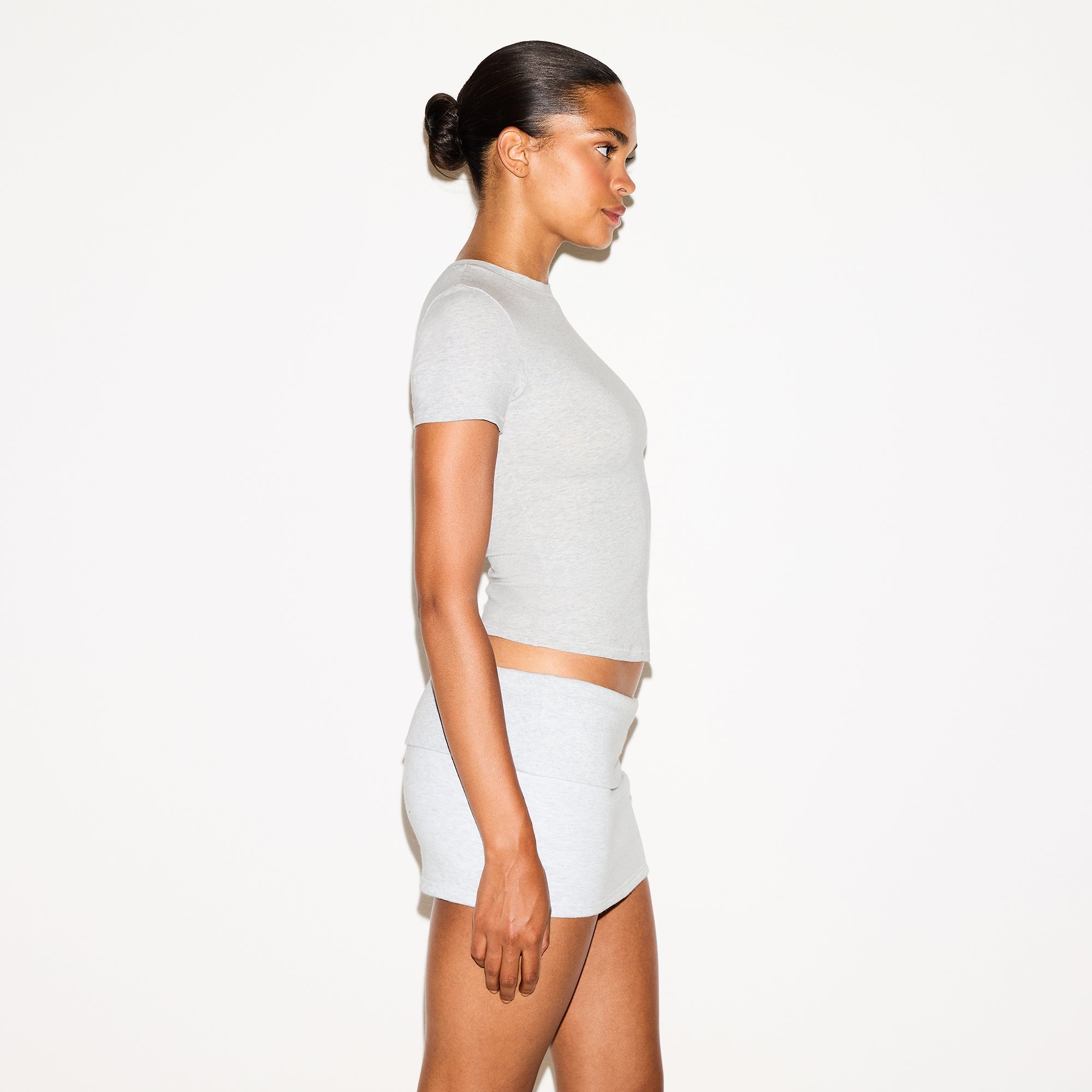 SKIMS COTTON JERSEY T-SHIRT | LIGHT HEATHER GREY - Sneaker Türkiye