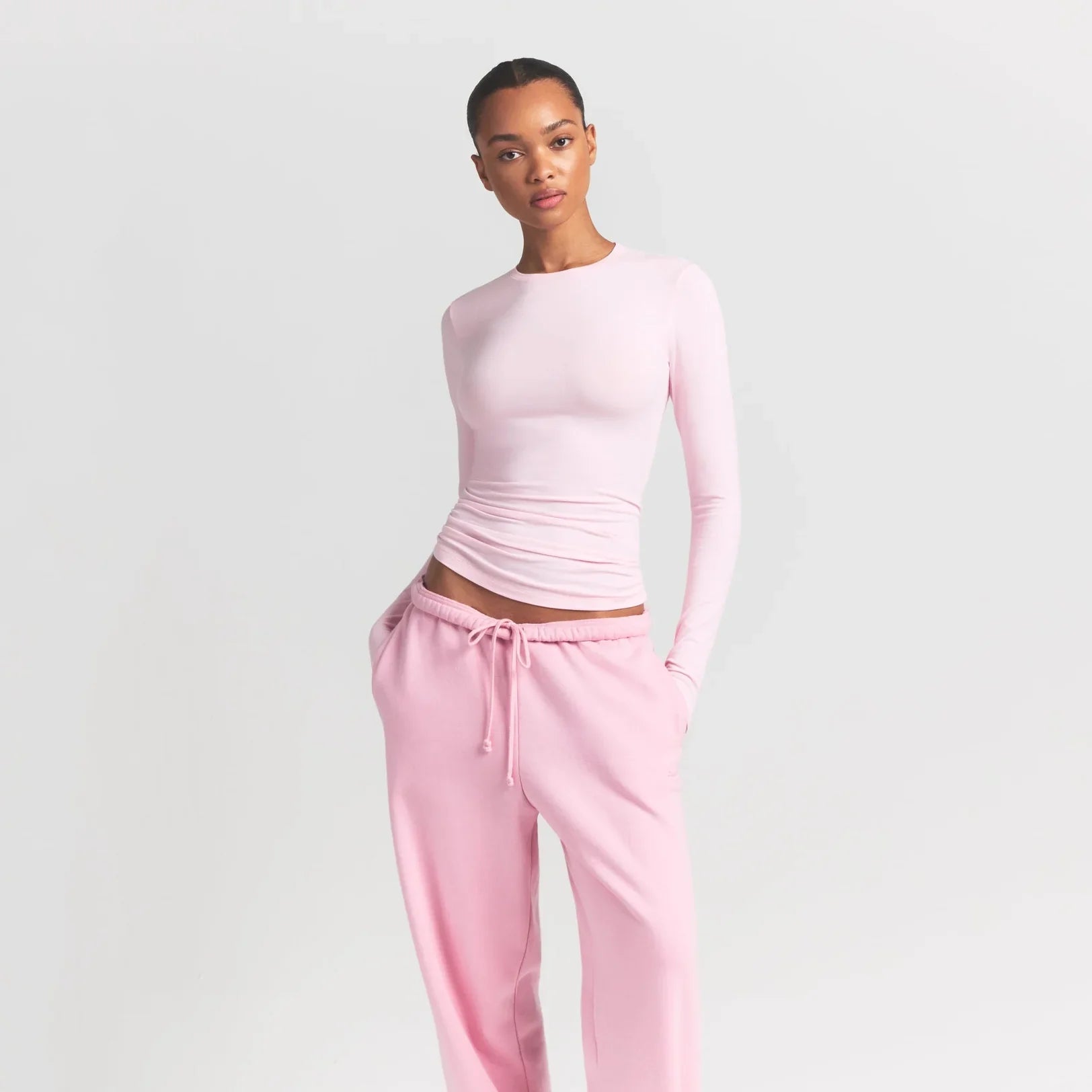 SKIMS COTTON JERSEY LONG SLEEVE T-SHIRT | CHERRY BLOSSOM - Sneaker Türkiye