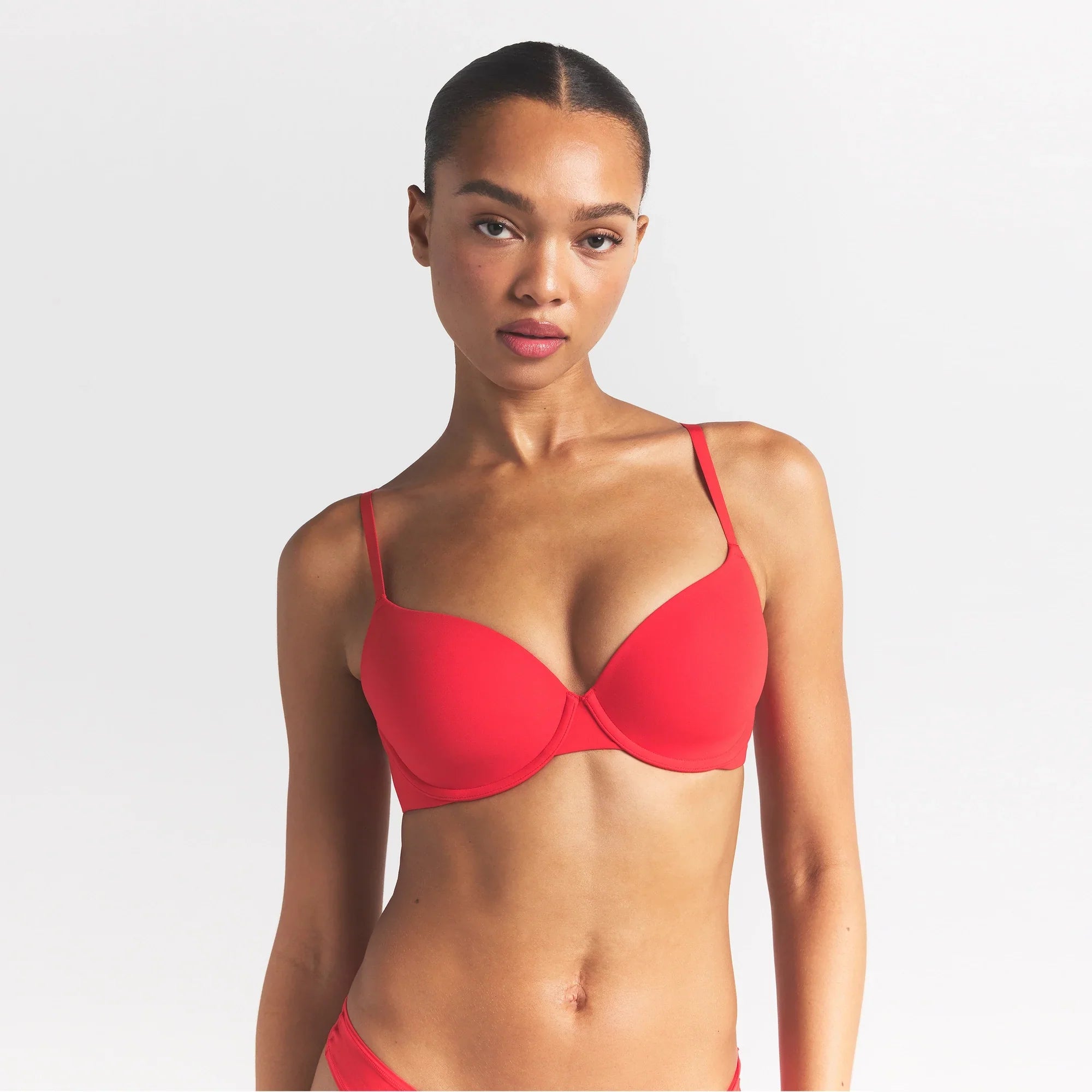 SKIMS FITS EVERYBODY T-SHIRT BRA | CHERRY - Sneaker Türkiye