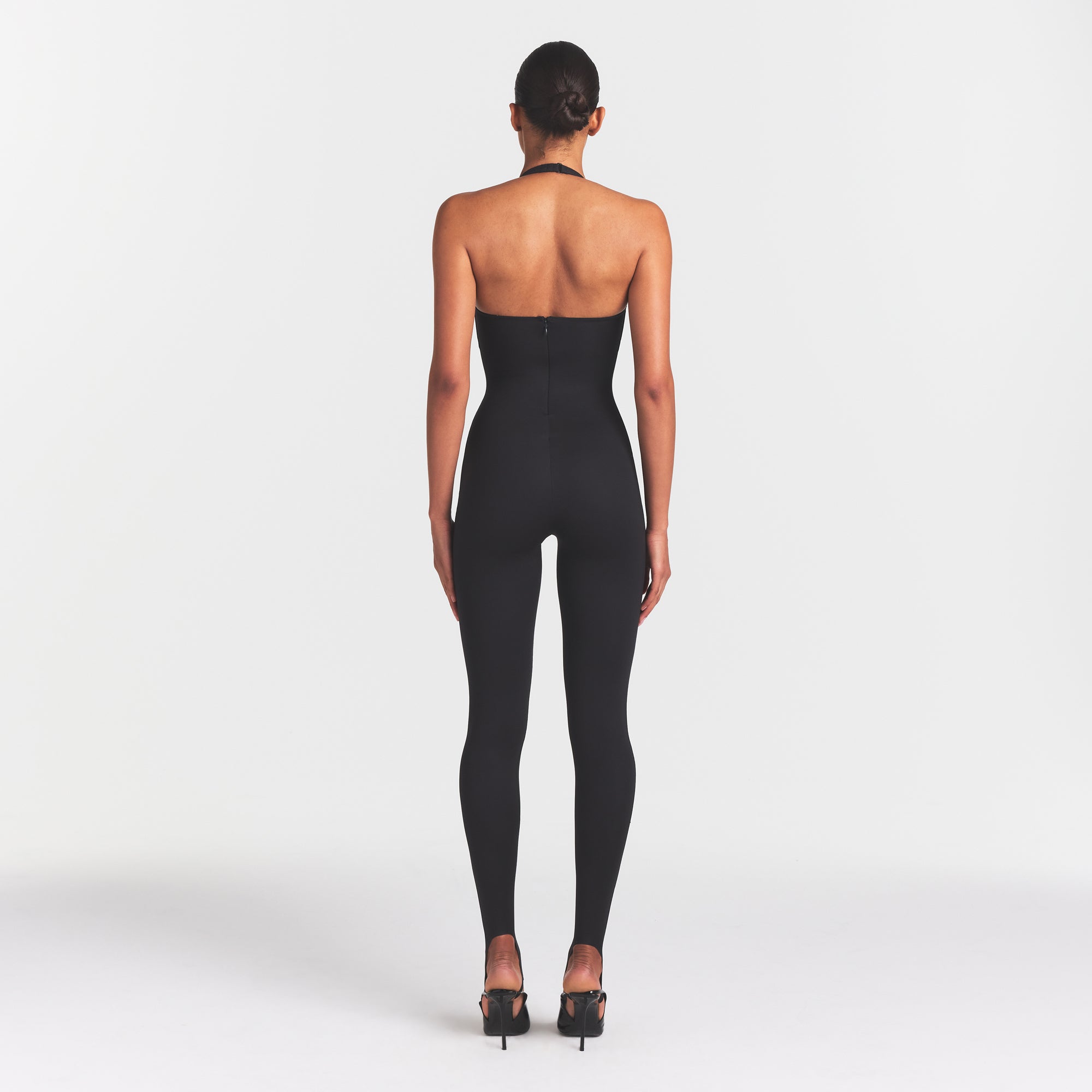 SKIMS BODY HALTER STIRRUP CATSUIT | ONYX - Sneaker Türkiye