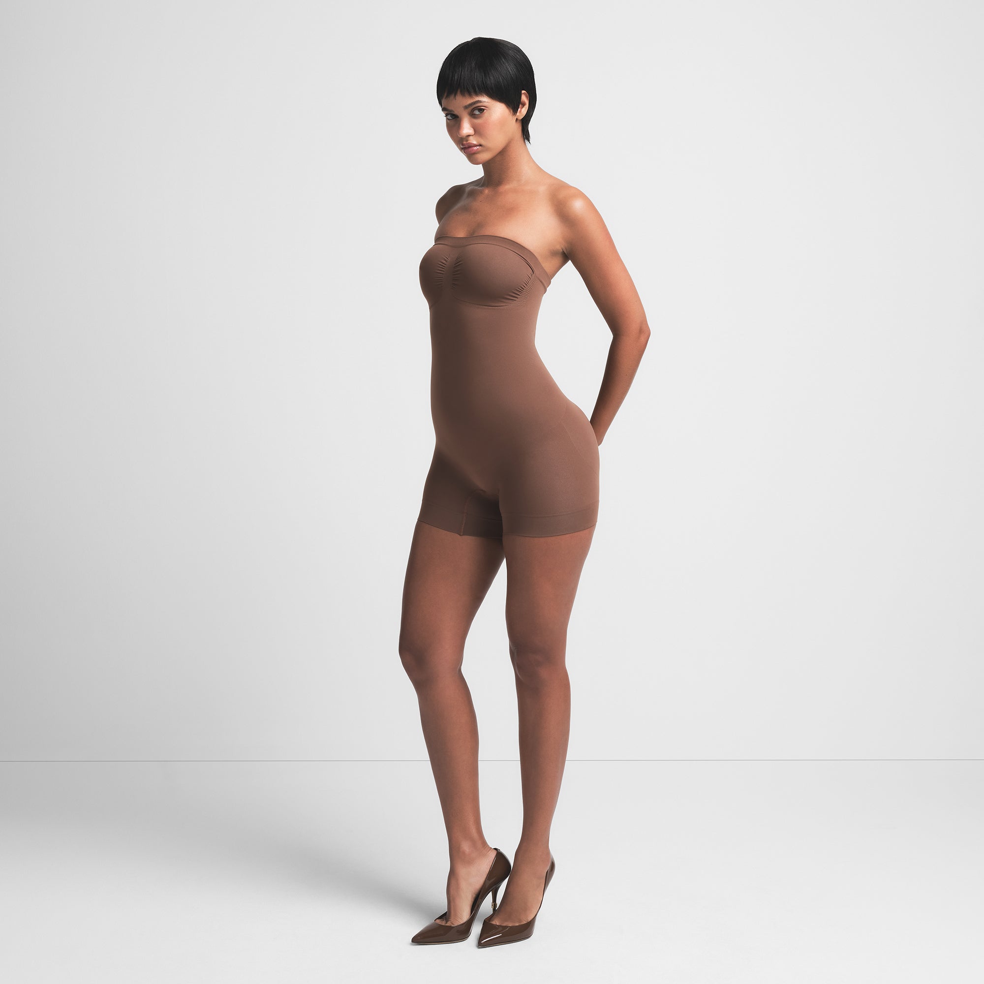 SKIMS SEAMLESS SCULPT STRAPLESS SHORTIE BODYSUIT | JASPER - Sneaker Türkiye