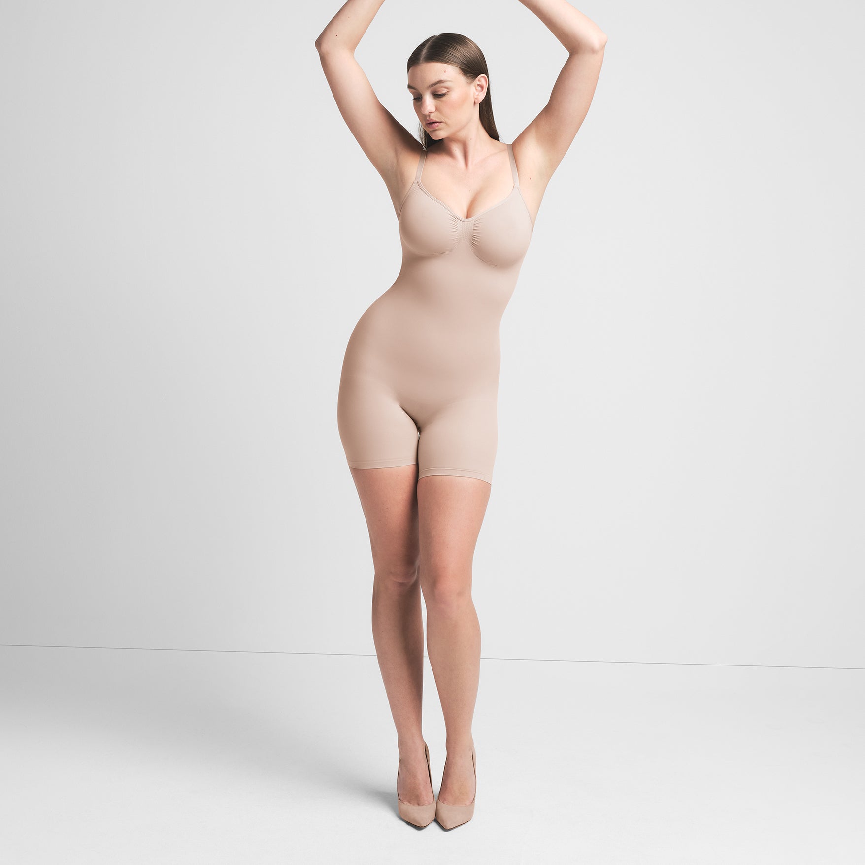 SKIMS SEAMLESS SCULPT MID THIGH BODYSUIT | MICA - Sneaker Türkiye