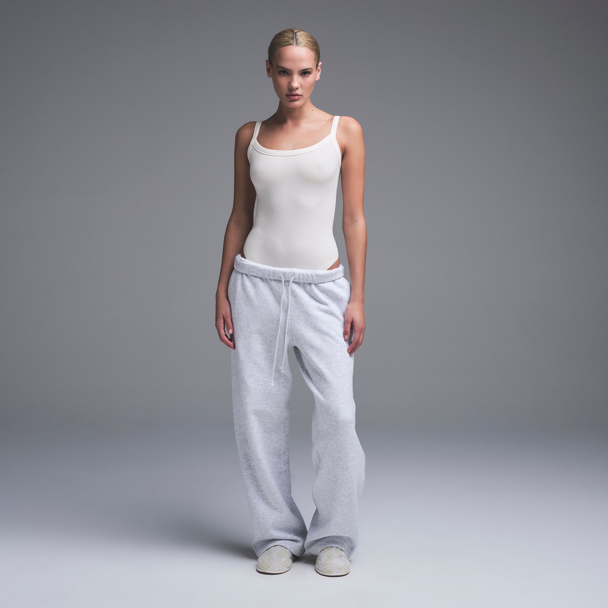 SKIMS COTTON JERSEY SCOOP NECK BODYSUIT | MARBLE - Sneaker Türkiye