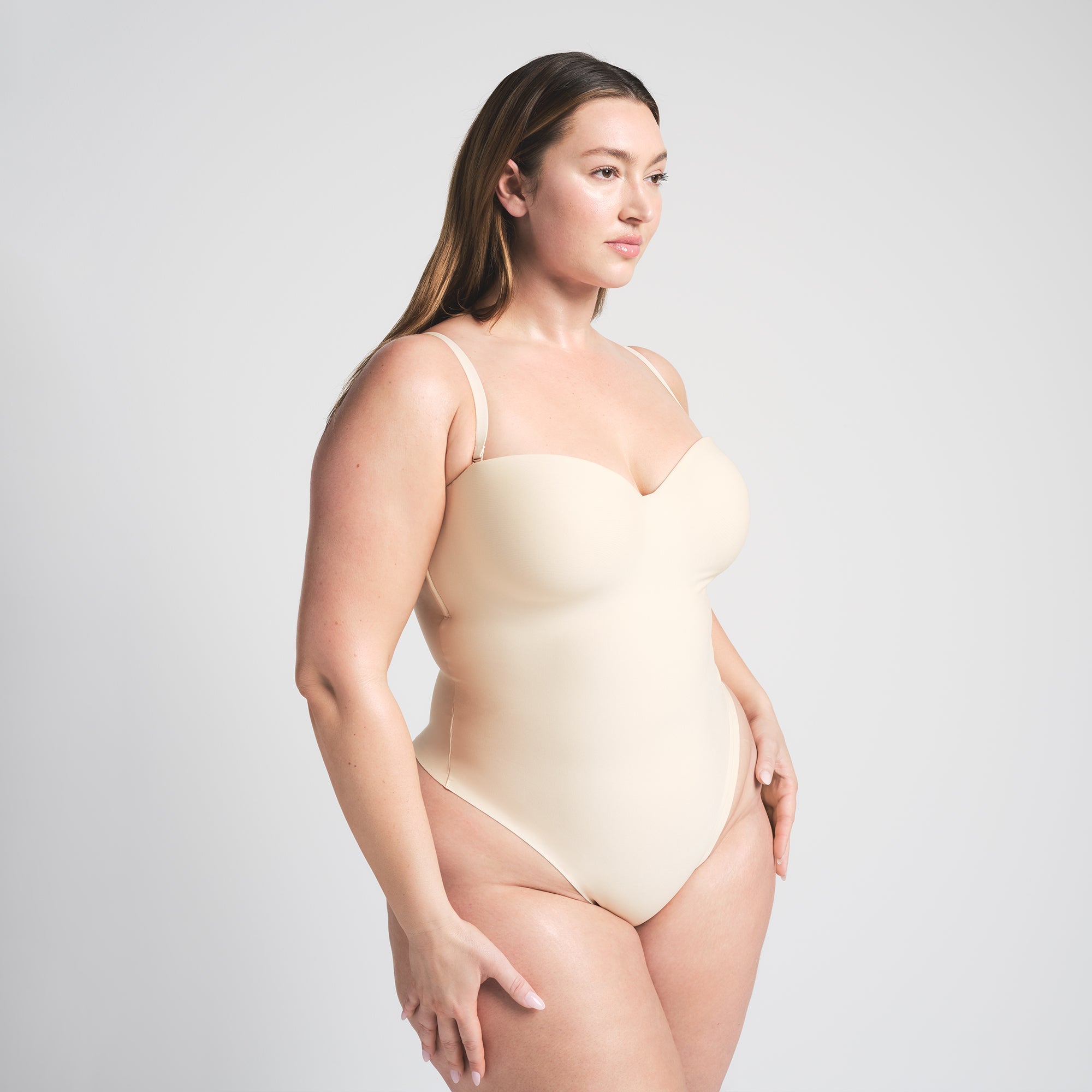 SKIMS BODY UNDERWIRE THONG BODYSUIT | SAND - Sneaker Türkiye