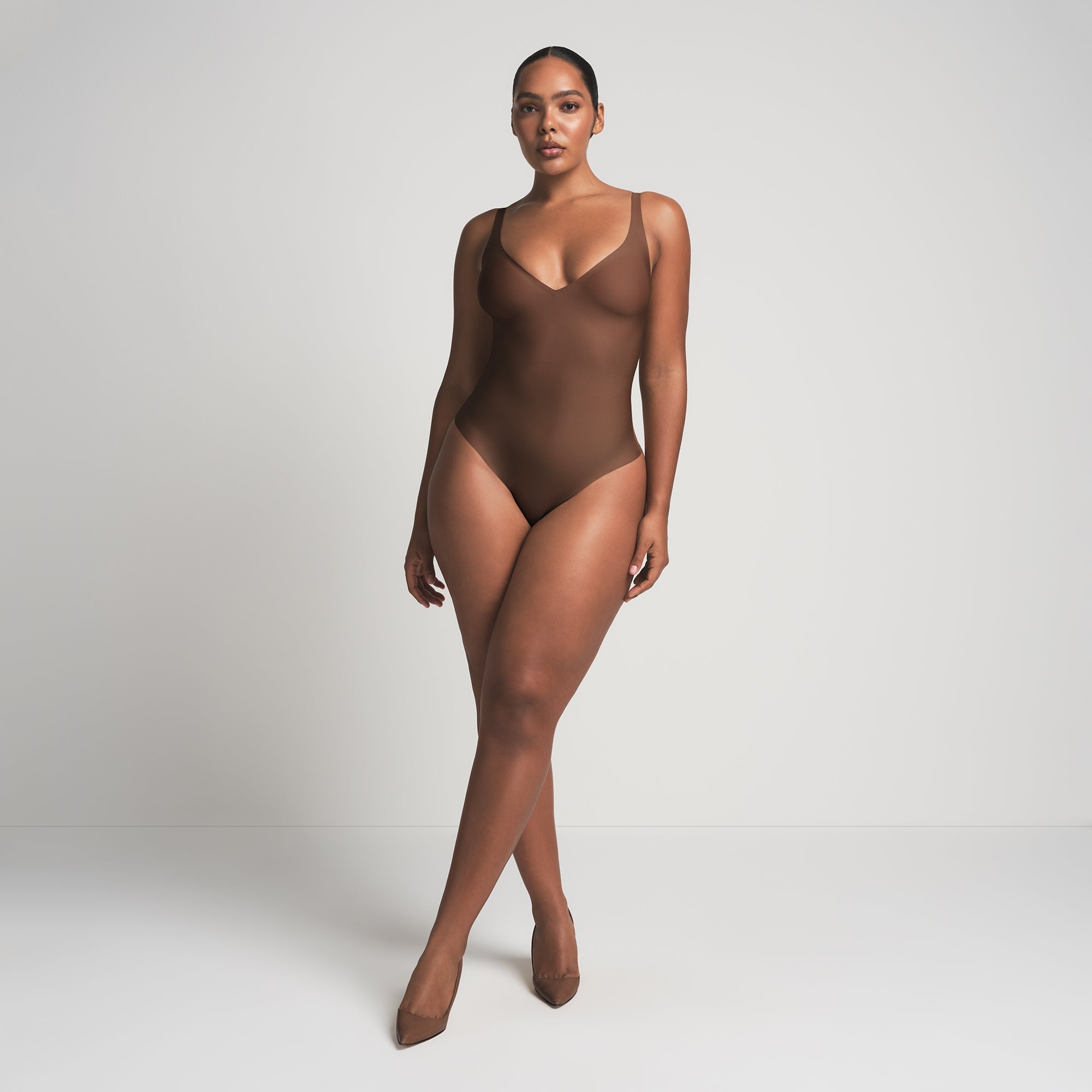 SKIMS BODY UNLINED PLUNGE THONG BODYSUIT | JASPER - Sneaker Türkiye