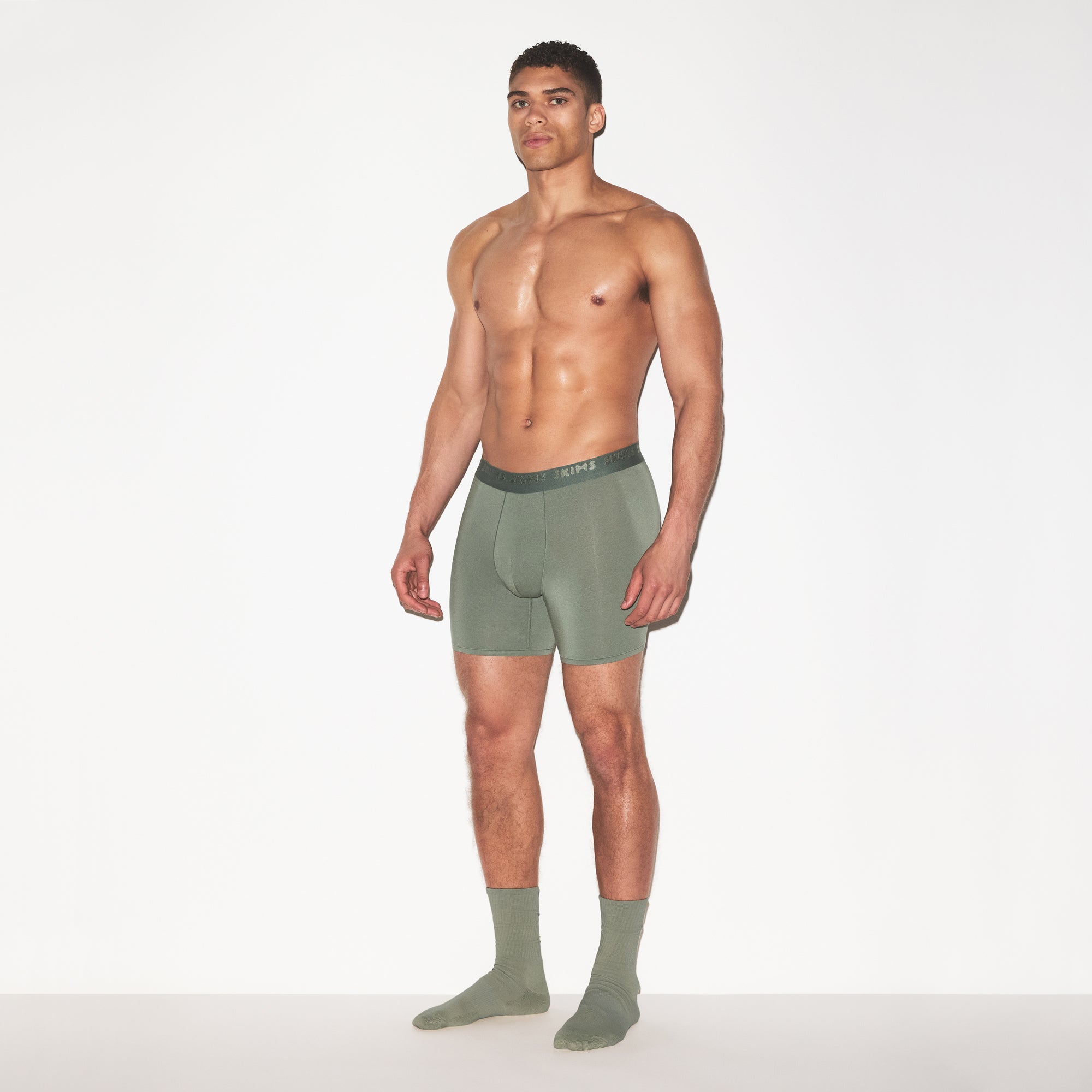 SKIMS STRETCH MENS 5″ BOXER BRIEF | LAUREL - Sneaker Türkiye