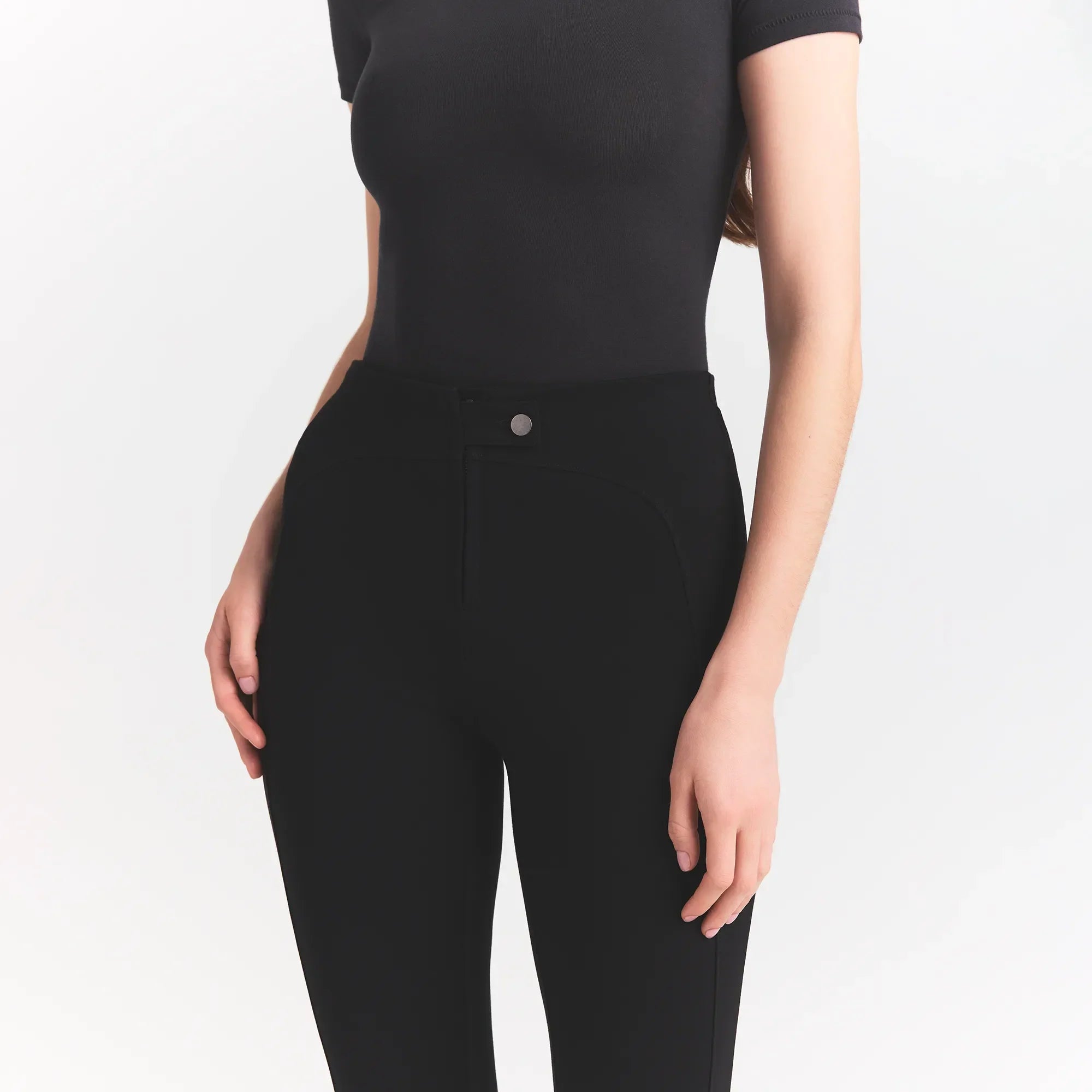 SKIMS THE ESSENTIAL COLLECTION ZIP FRONT LEGGING | OBSIDIAN - Sneaker Türkiye