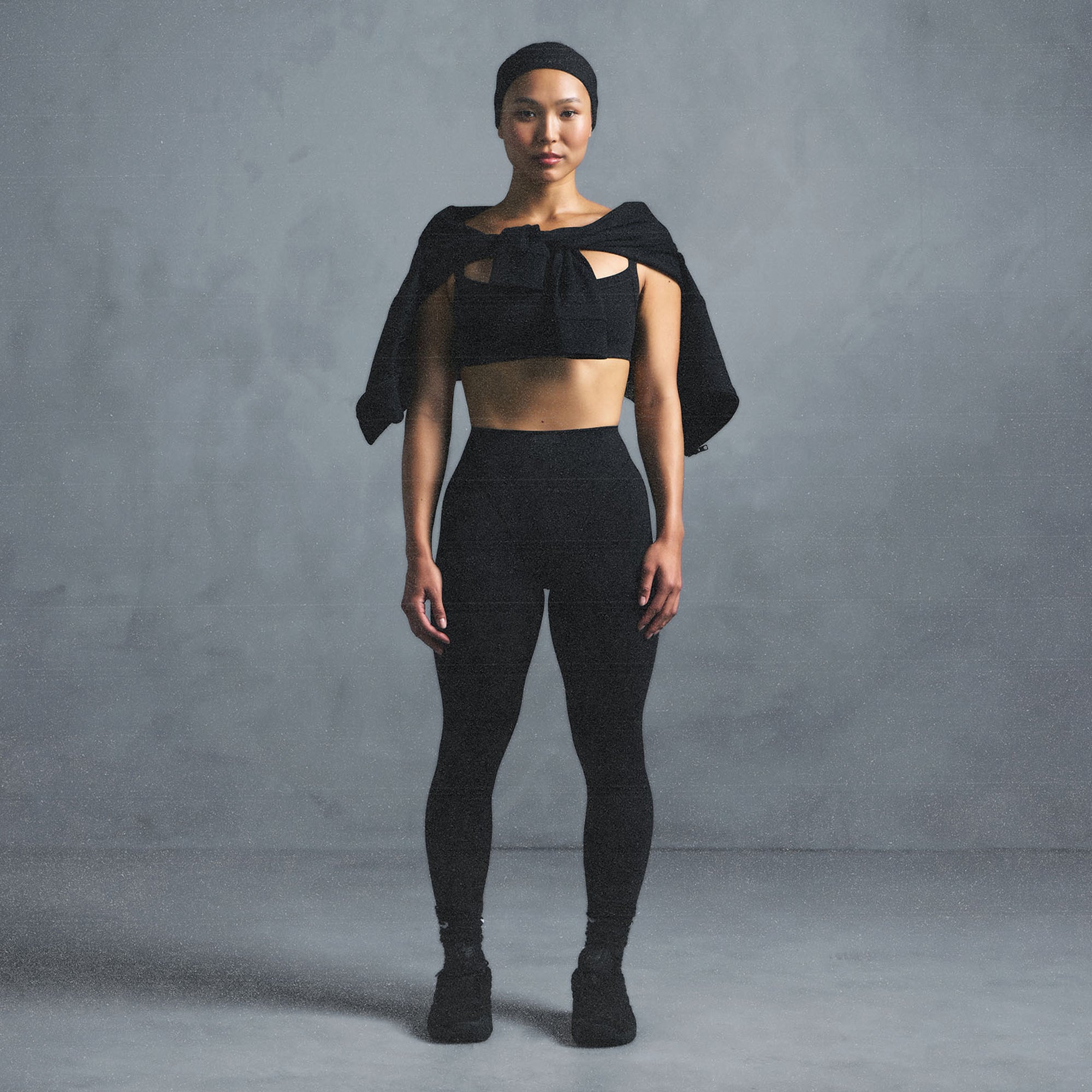 NikeSKIMS MATTE V-LINE 26″ LEGGING | OBSIDIAN - Sneaker Türkiye
