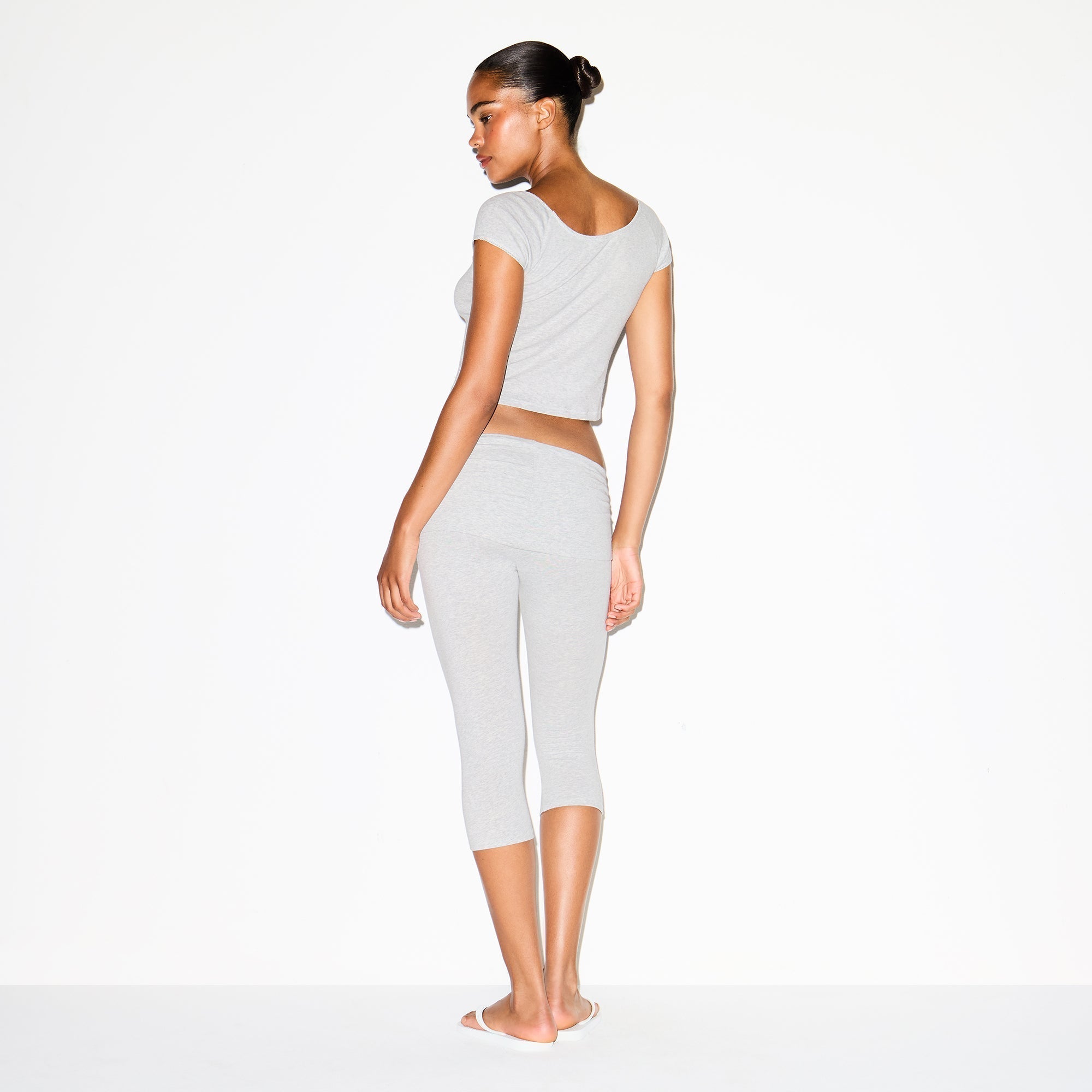 SKIMS COTTON JERSEY FOLDOVER CAPRI | LIGHT HEATHER GREY - Sneaker Türkiye