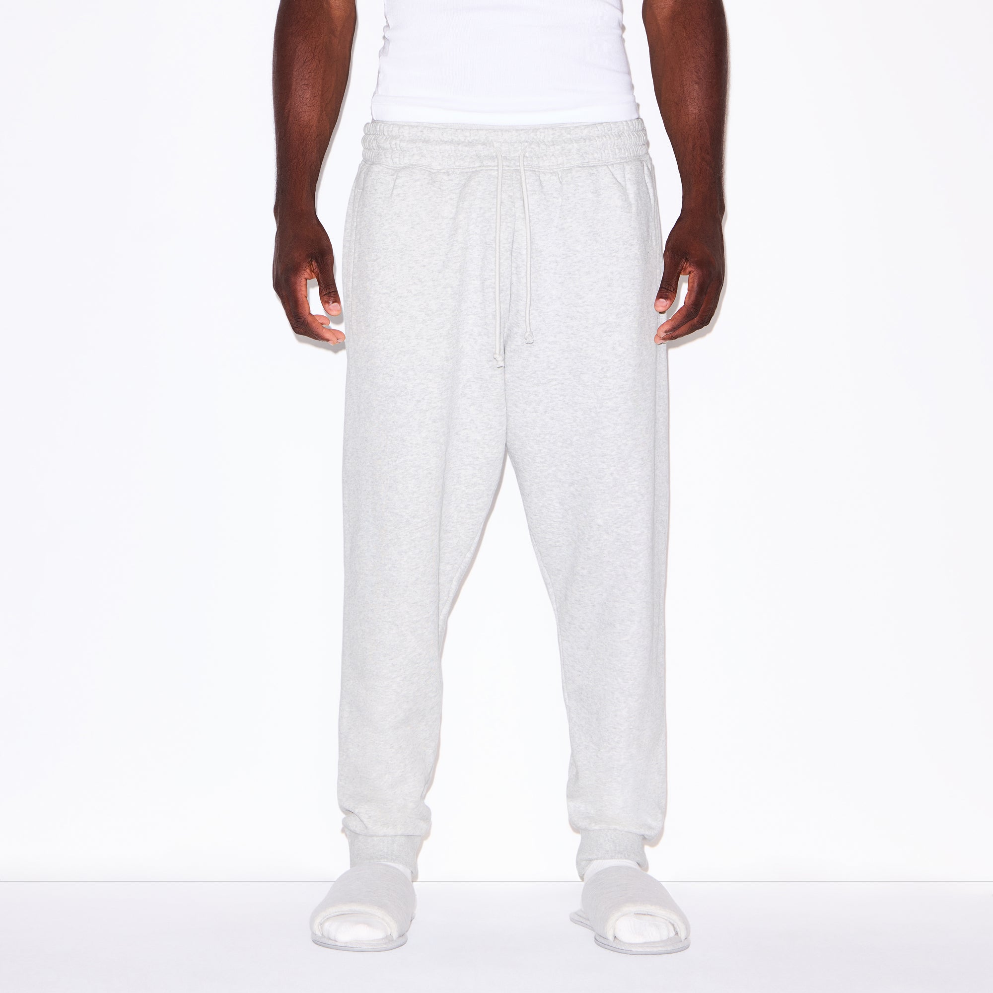SKIMS FLEECE LOUNGE MENS TAPERED JOGGER | LIGHT HEATHER GREY - Sneaker Türkiye