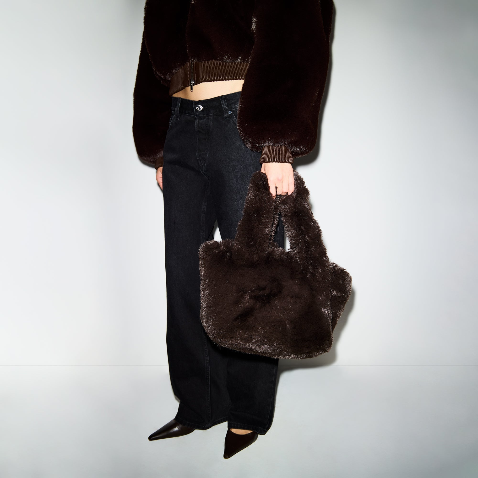 SKIMS FAUX FUR MINI TOTE | ESPRESSO - Sneaker Türkiye