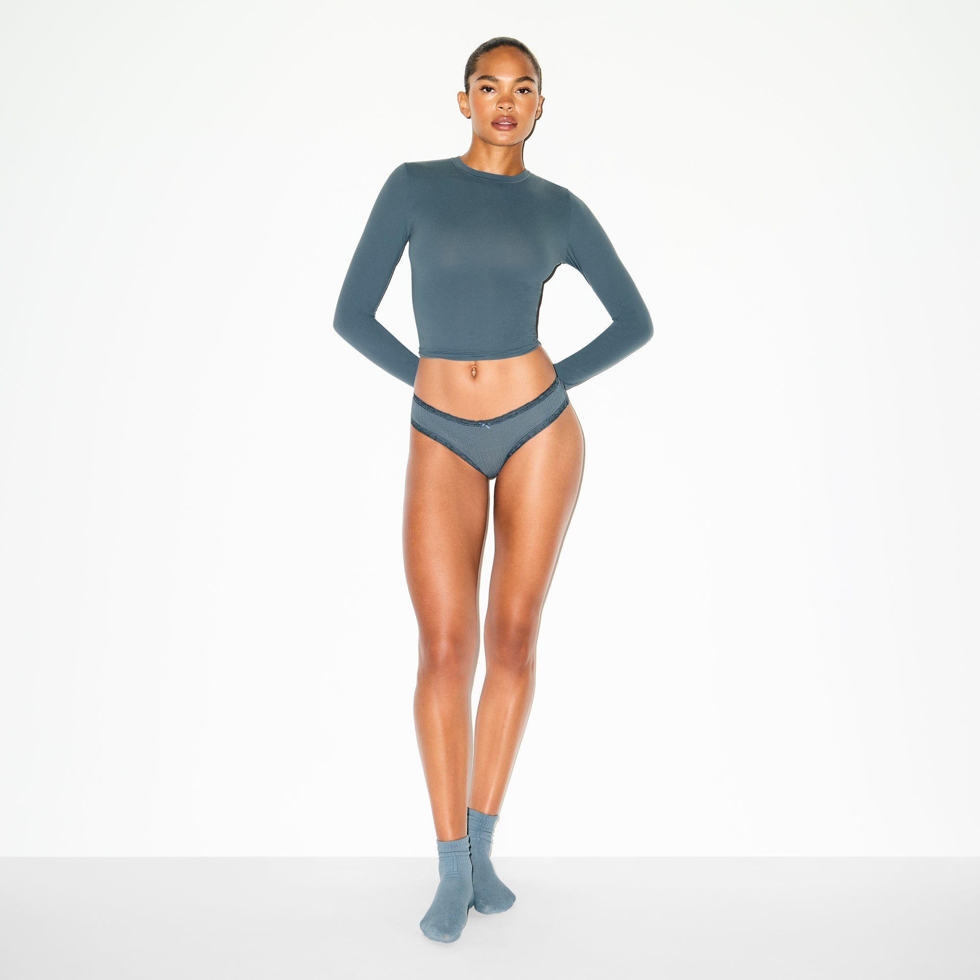 SKIMS LIGHTWEIGHT COTTON POINTELLE LACE BRIEF | ZIRCON TONAL - Sneaker Türkiye