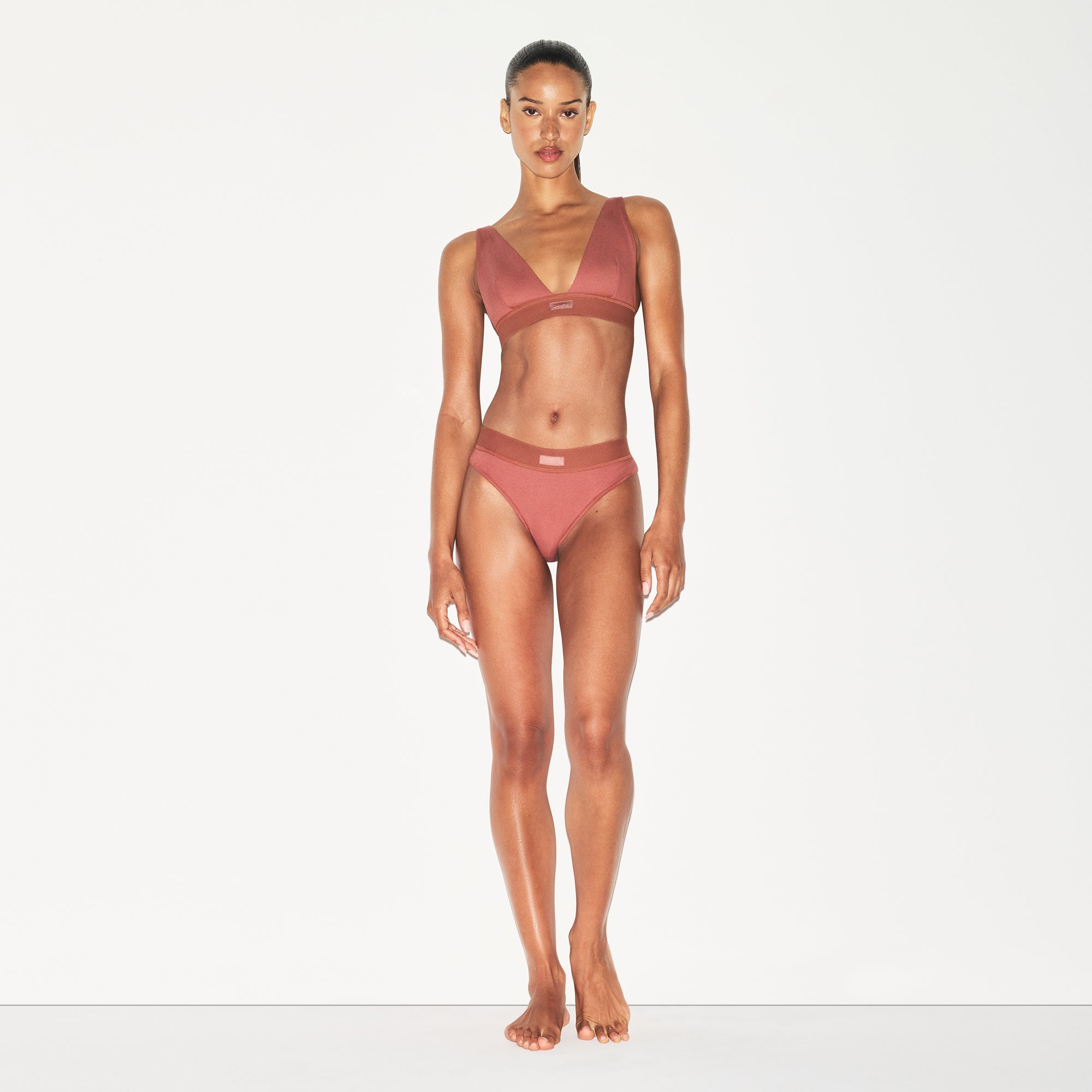 SKIMS COTTON RIB PLUNGE BRALETTE | REDWOOD - Sneaker Türkiye