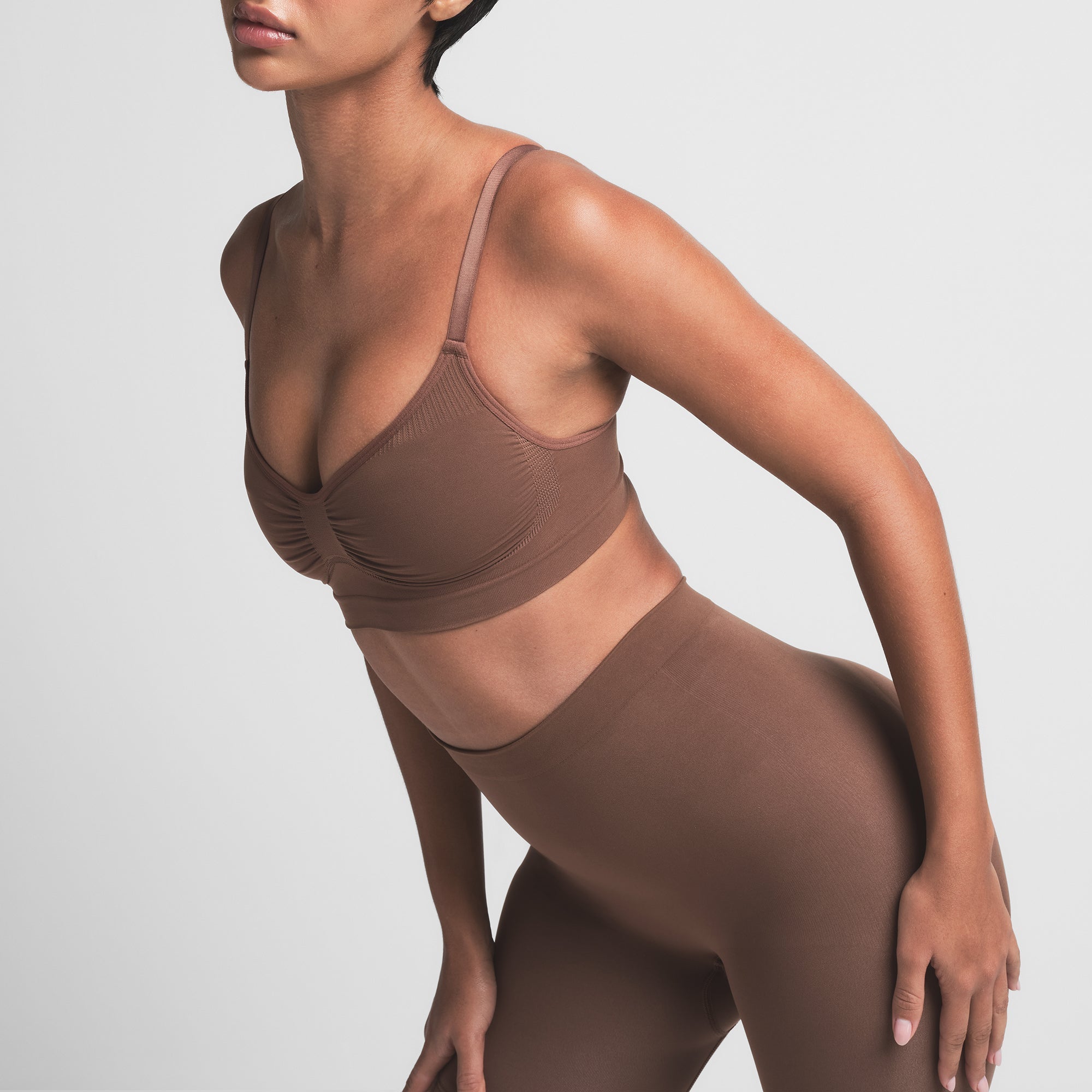 SKIMS SEAMLESS SCULPT BRALETTE | JASPER - Sneaker Türkiye