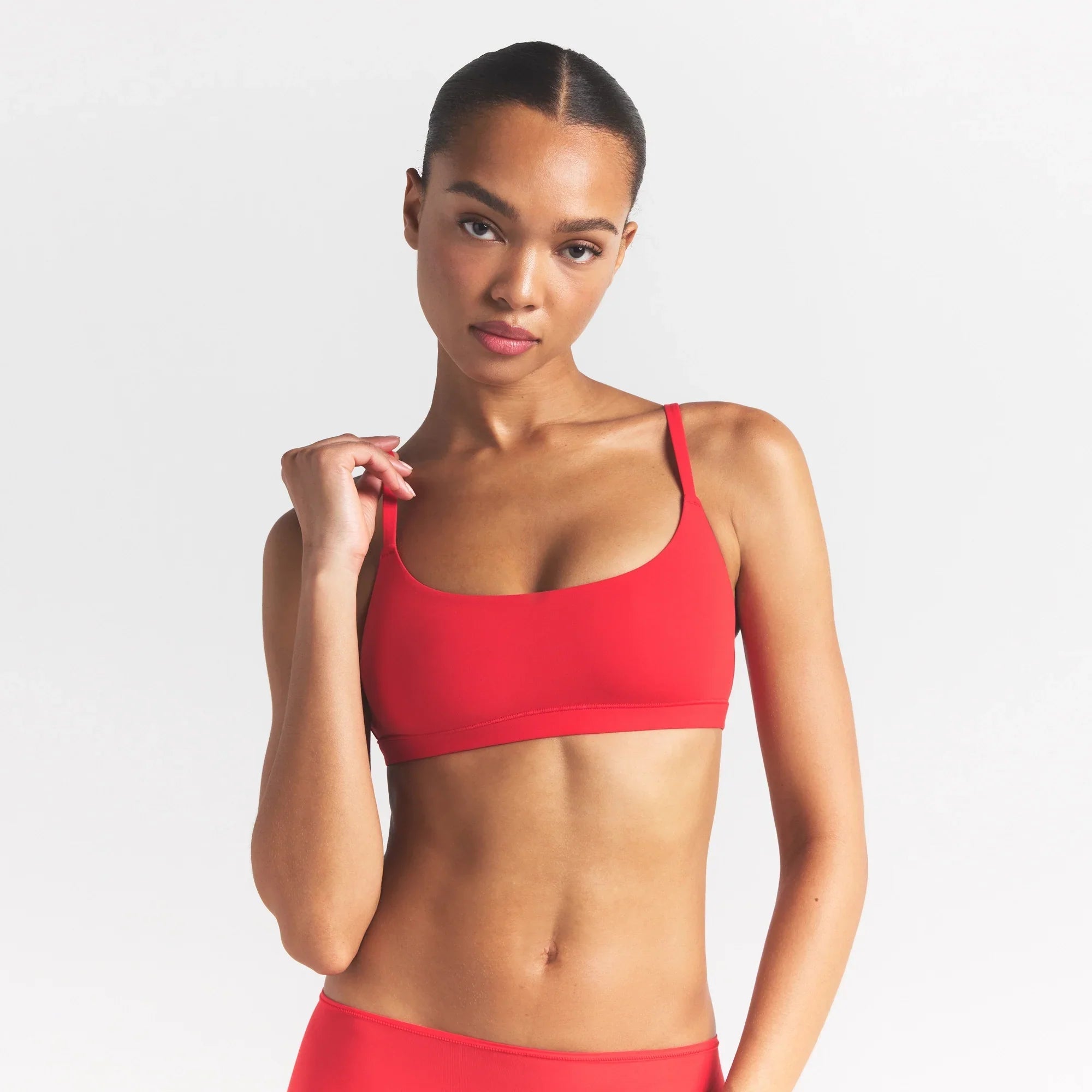SKIMS FITS EVERYBODY SCOOP BRALETTE | CHERRY - Sneaker Türkiye