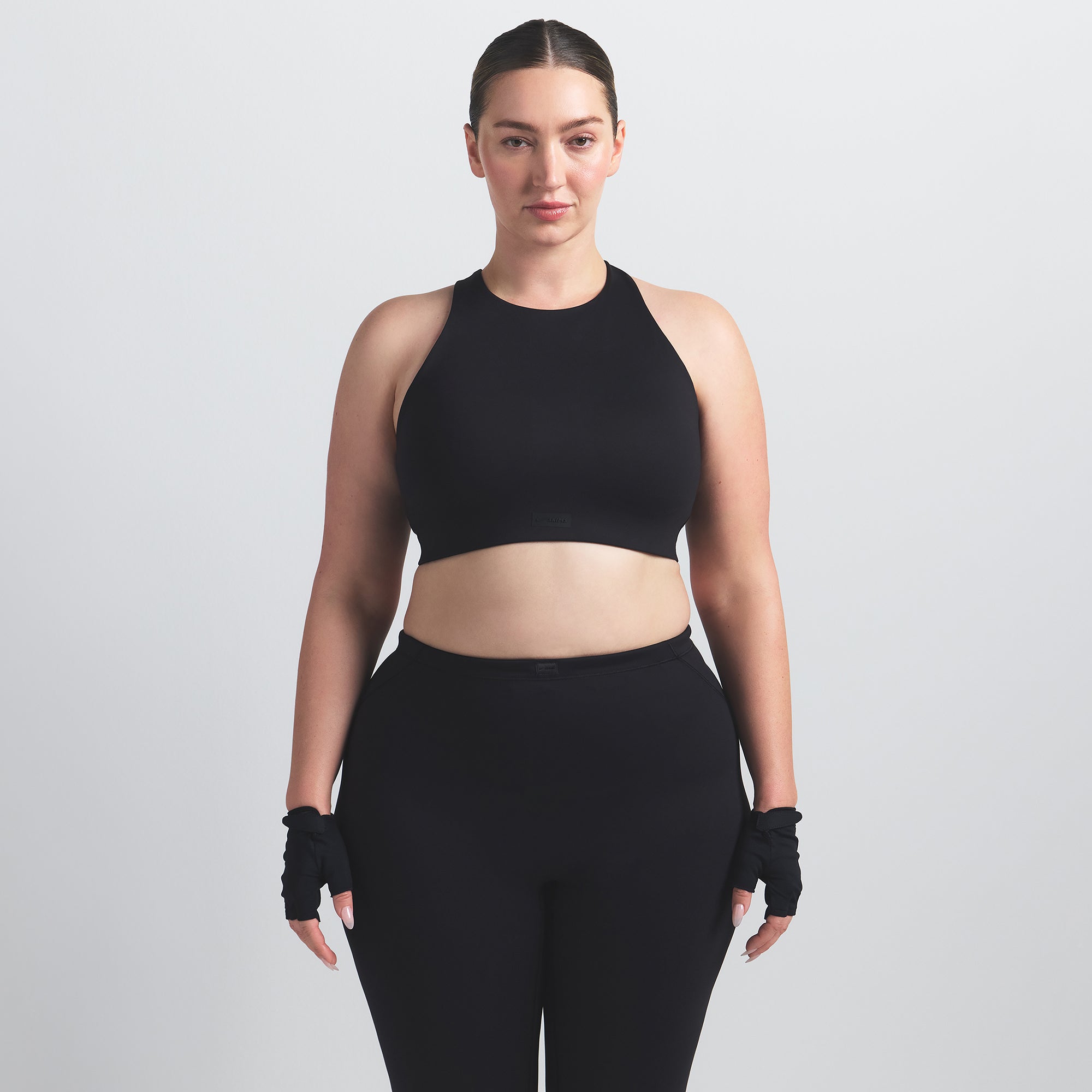 NikeSKIMS MATTE HIGH NECK BRA | OBSIDIAN - Sneaker Türkiye