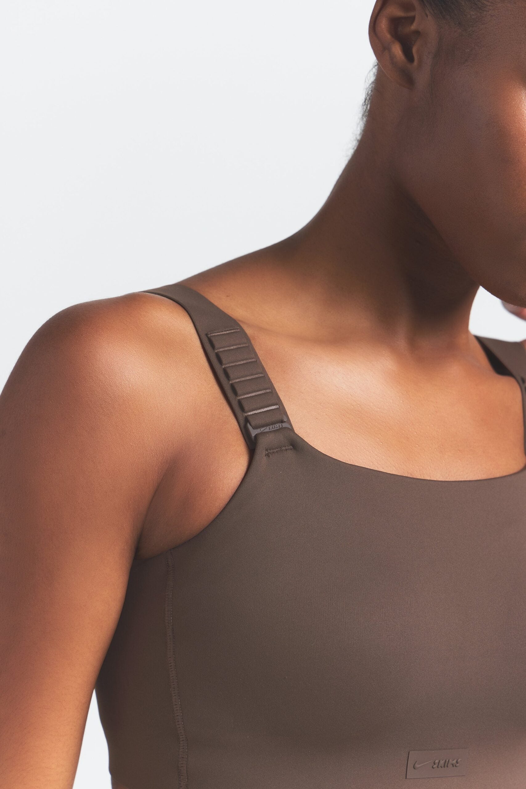 NikeSKIMS MATTE WIDE STRAP BRA | DARK SEPIA - Sneaker Türkiye