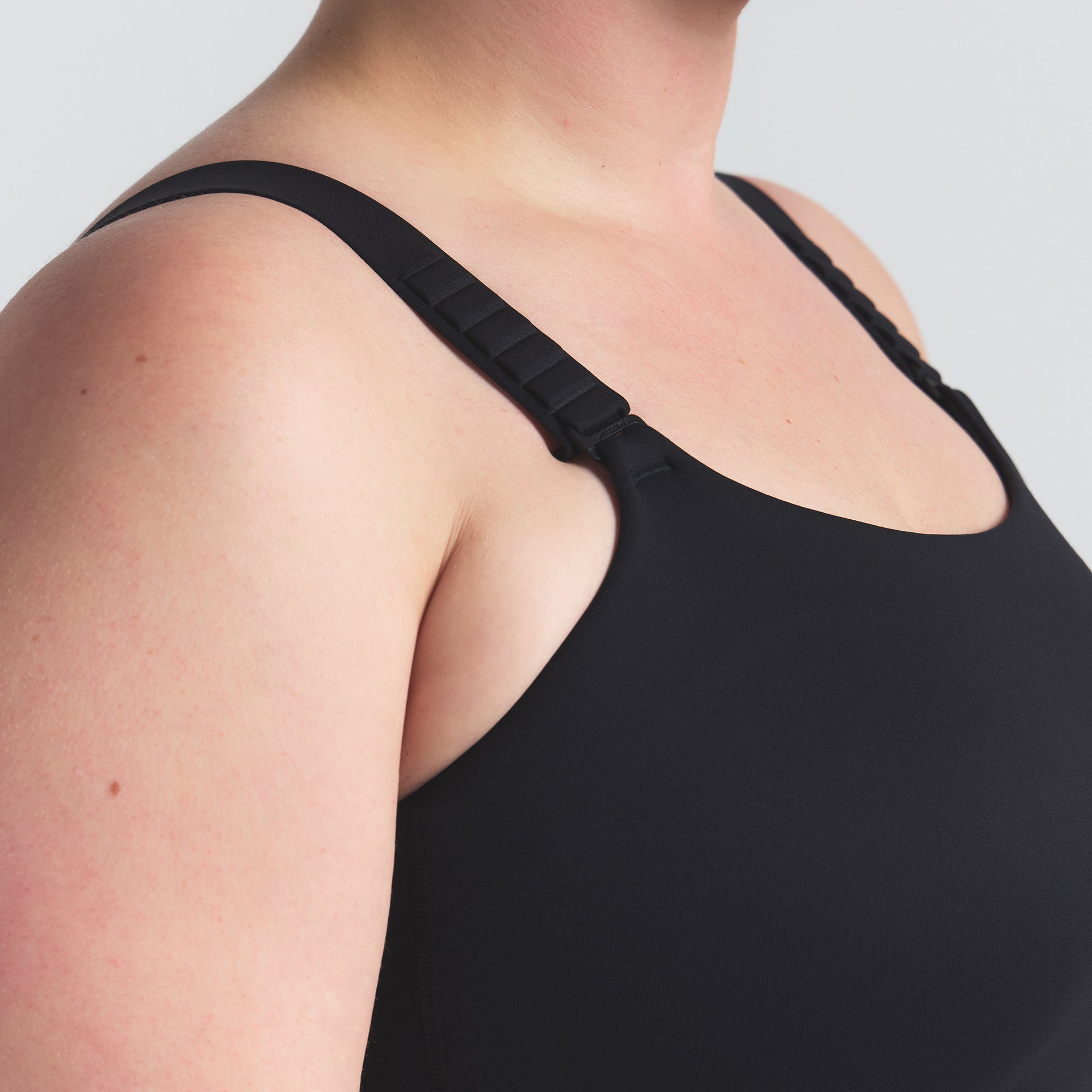NikeSKIMS MATTE WIDE STRAP BRA | OBSIDIAN - Sneaker Türkiye