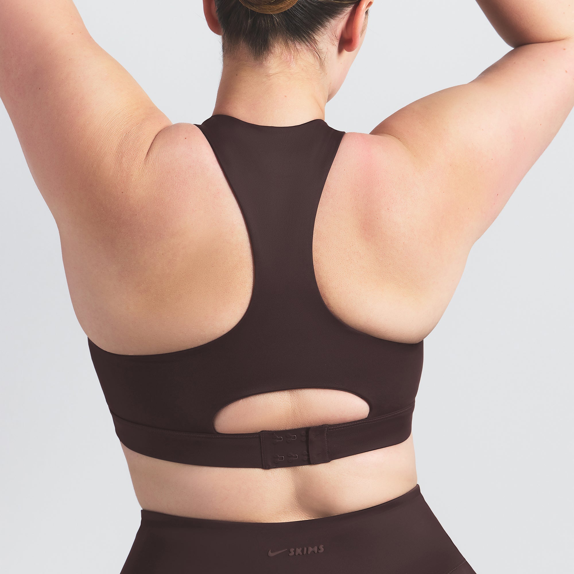 NikeSKIMS SHINE HIGH NECK BRA | PHOENIX - Sneaker Türkiye