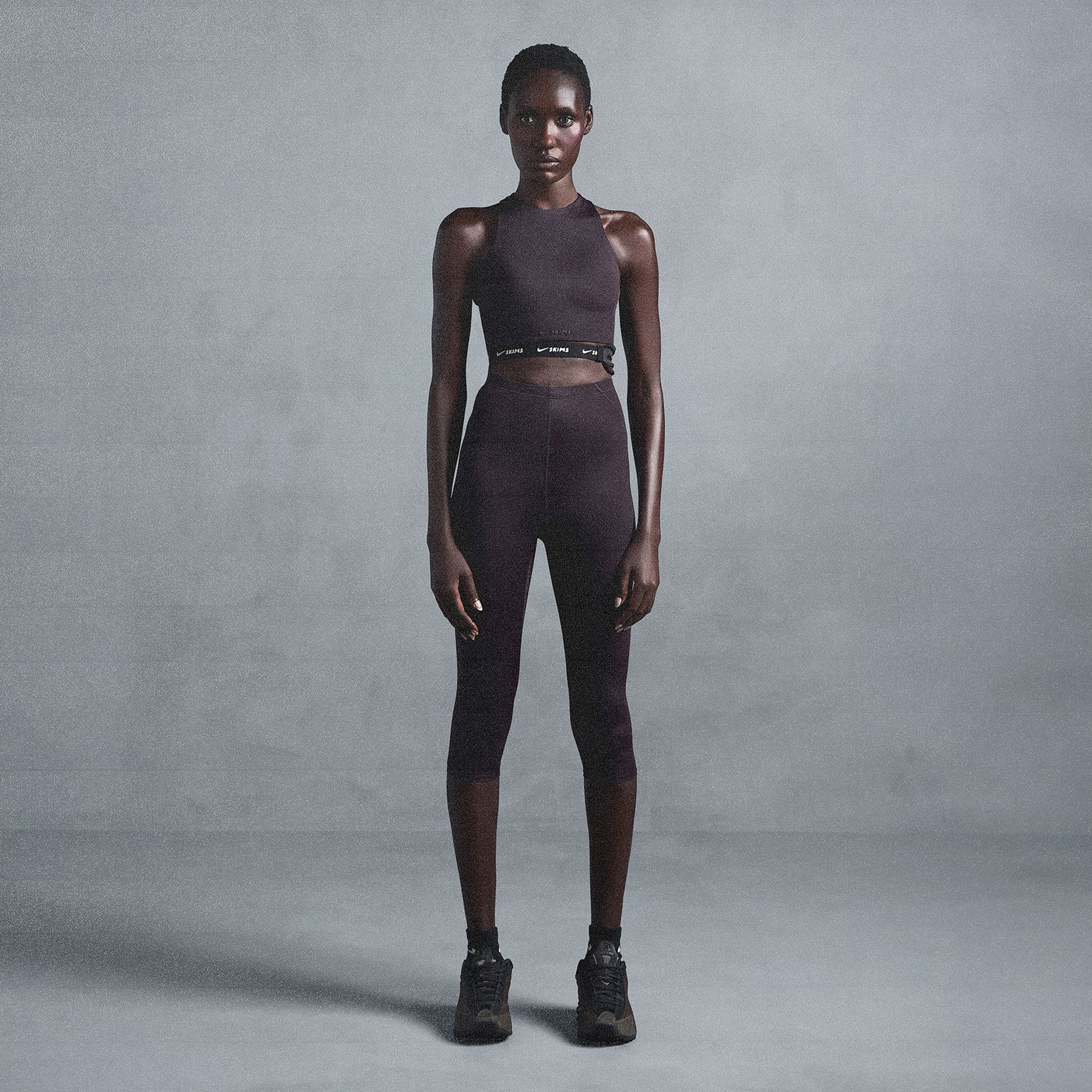 NikeSKIMS SHINE HIGH NECK BRA | PHOENIX - Sneaker Türkiye