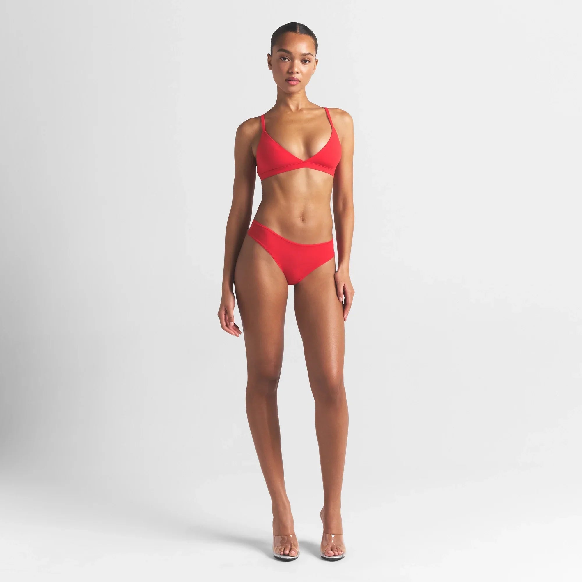 SKIMS FITS EVERYBODY TRIANGLE BRALETTE | CHERRY - Sneaker Türkiye