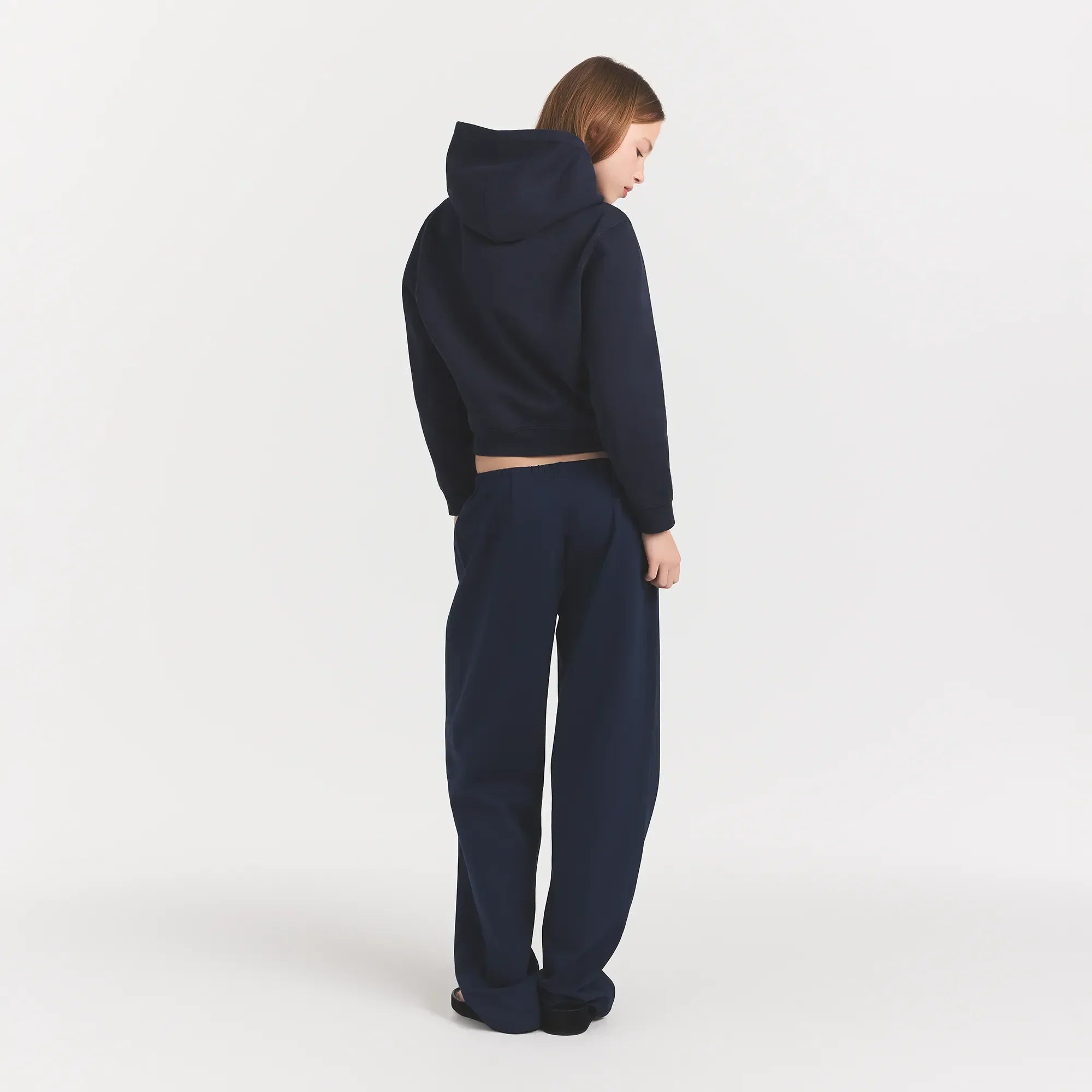 SKIMS HEAVYWEIGHT CREPE STRAIGHT LEG PANT | NAVY - Sneaker Türkiye