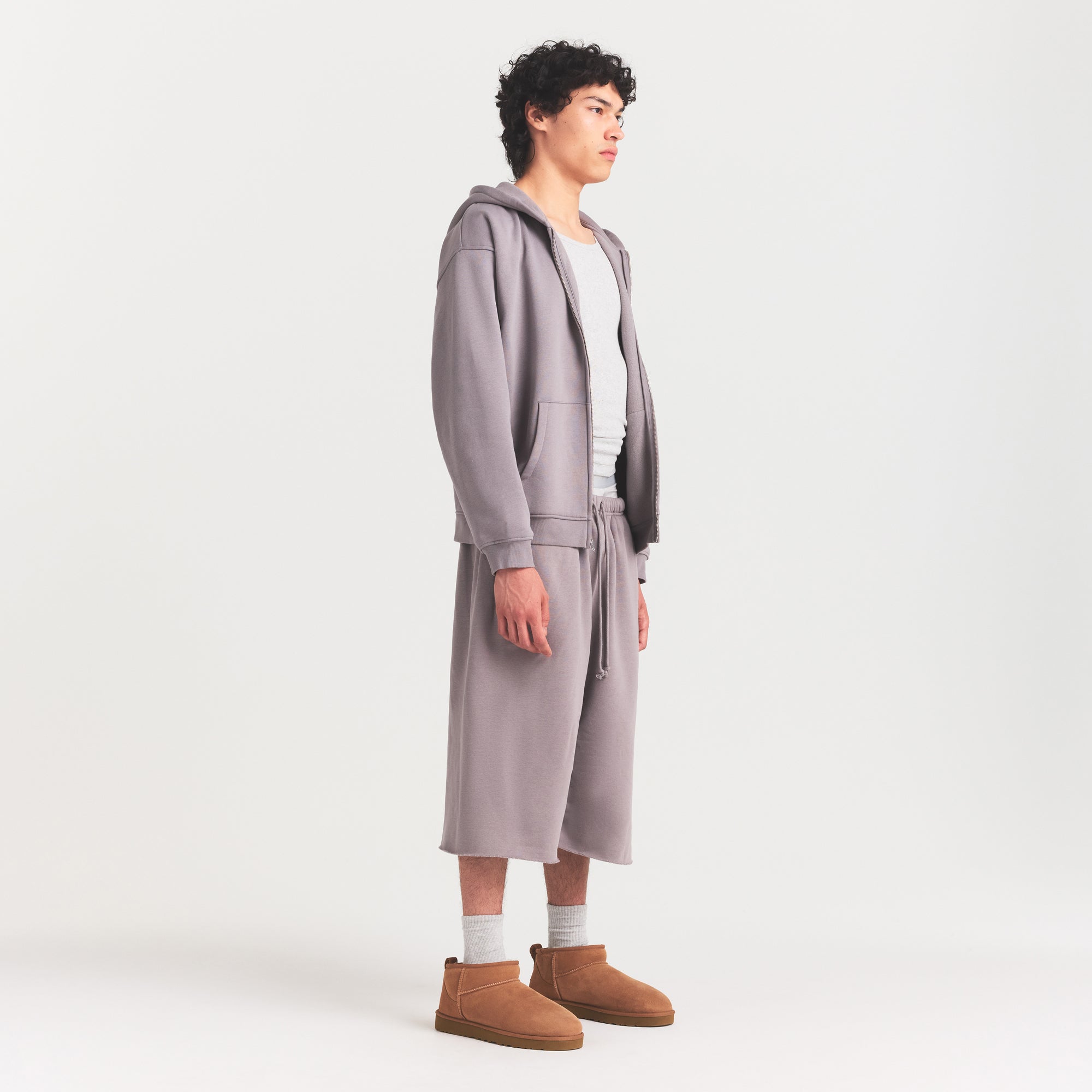 SKIMS FLEECE LOUNGE MENS RELAXED LONG SHORT | SHADOW - Sneaker Türkiye