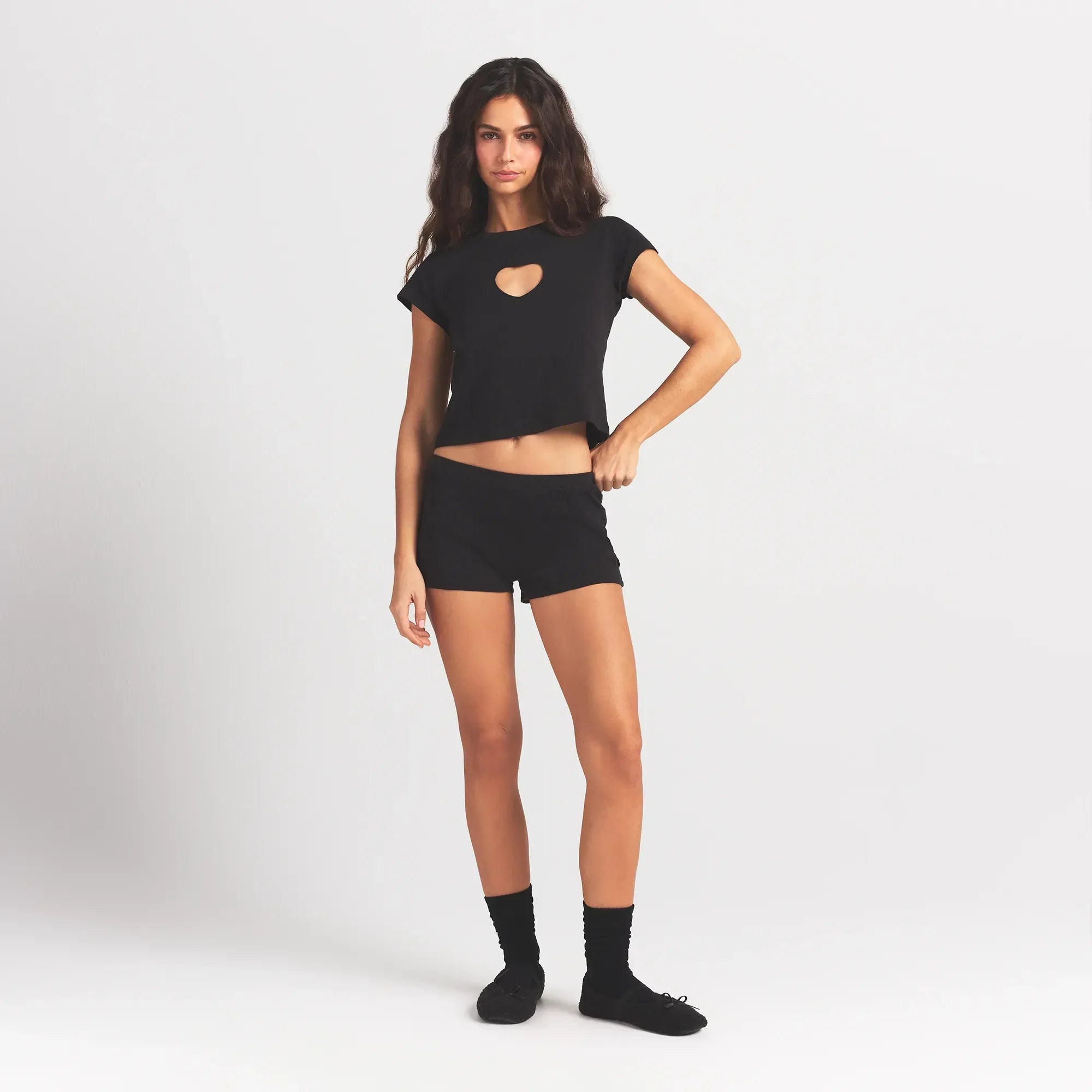 SKIMS WORN IN JERSEY HEART MICRO SHORT | WASHED ONYX - Sneaker Türkiye