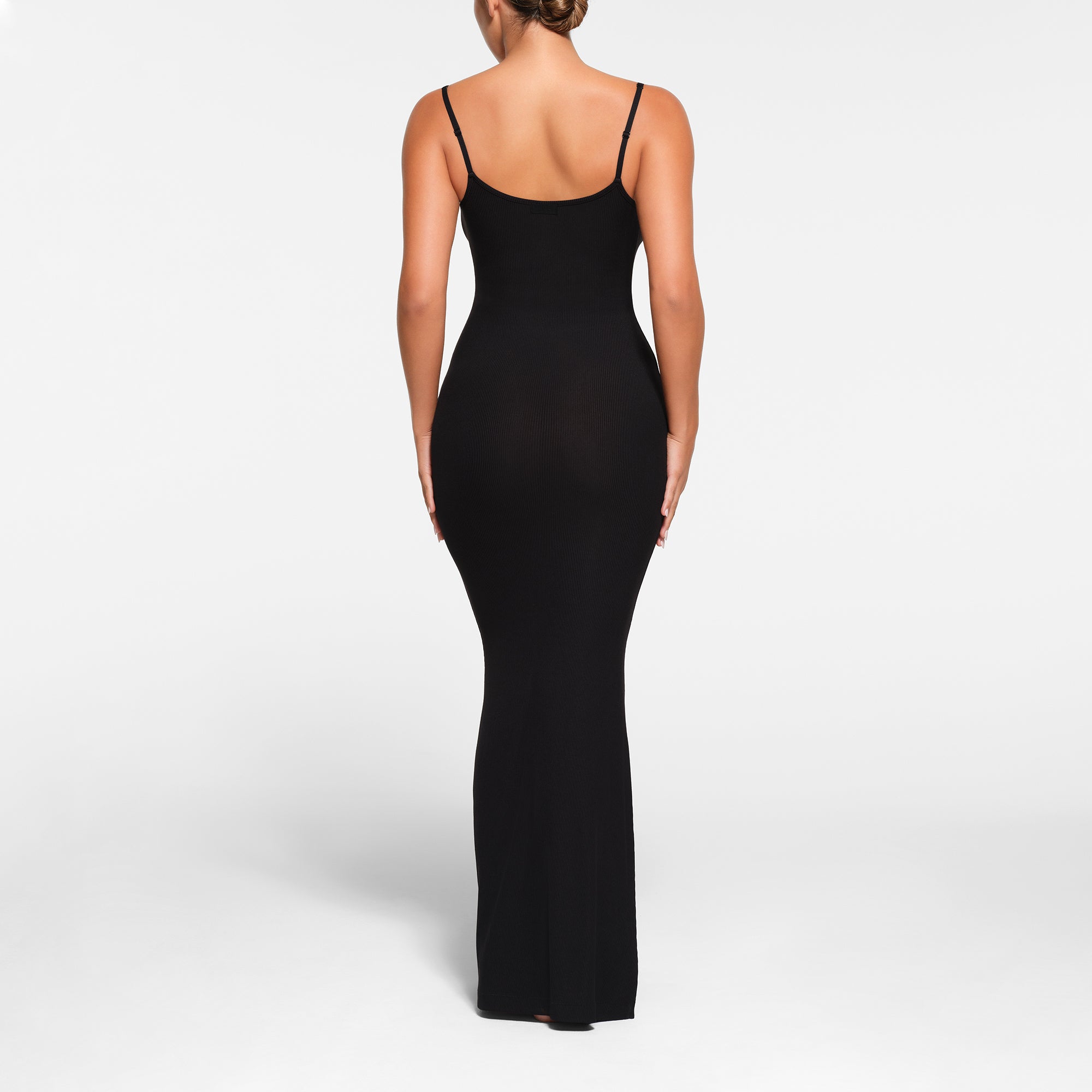 SKIMS SOFT LOUNGE PETITE LONG SLIP DRESS | ONYX - Sneaker Türkiye
