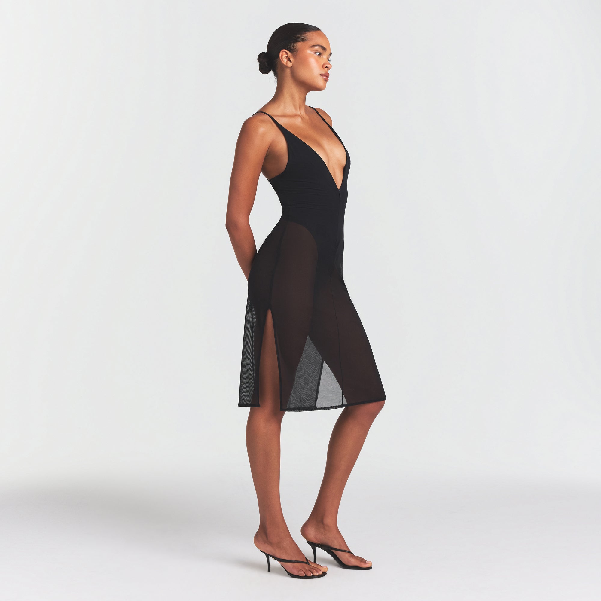 SKIMS BODY MESH PLUNGE MIDI DRESS | ONYX - Sneaker Türkiye