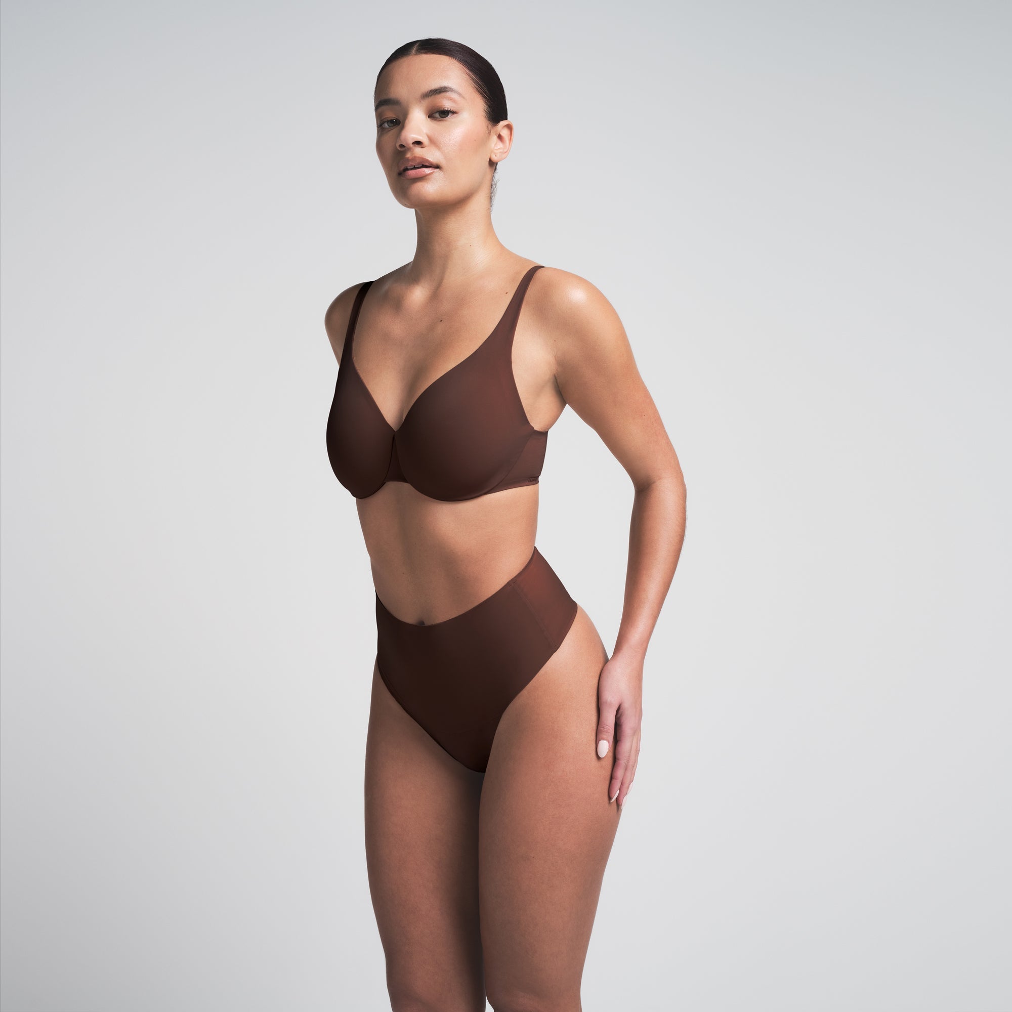SKIMS SMOOTHING INTIMATES UNLINED MINIMIZER BRA | COCOA - Sneaker Türkiye