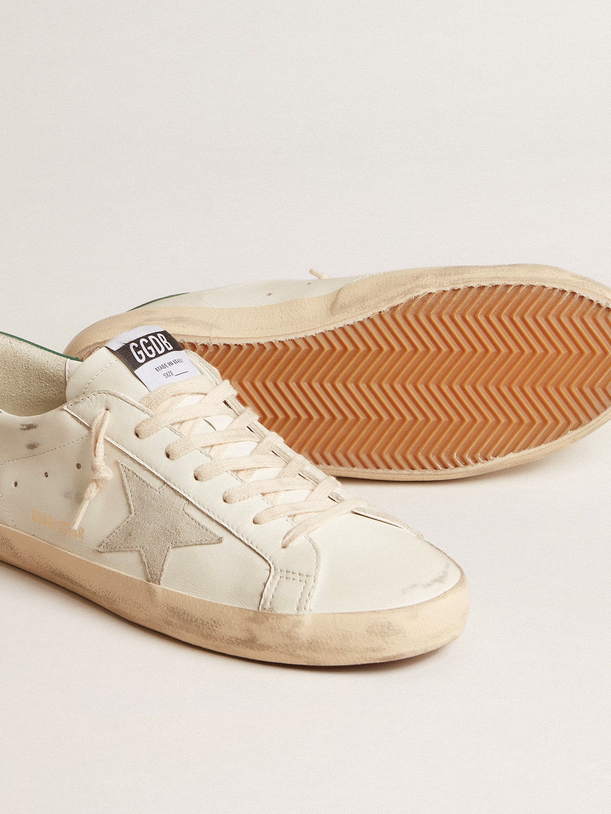 Golden Goose Super-Star In White Leather With Ice-Gray Suede Star And Green Leather Heel Tab - Sneaker Türkiye