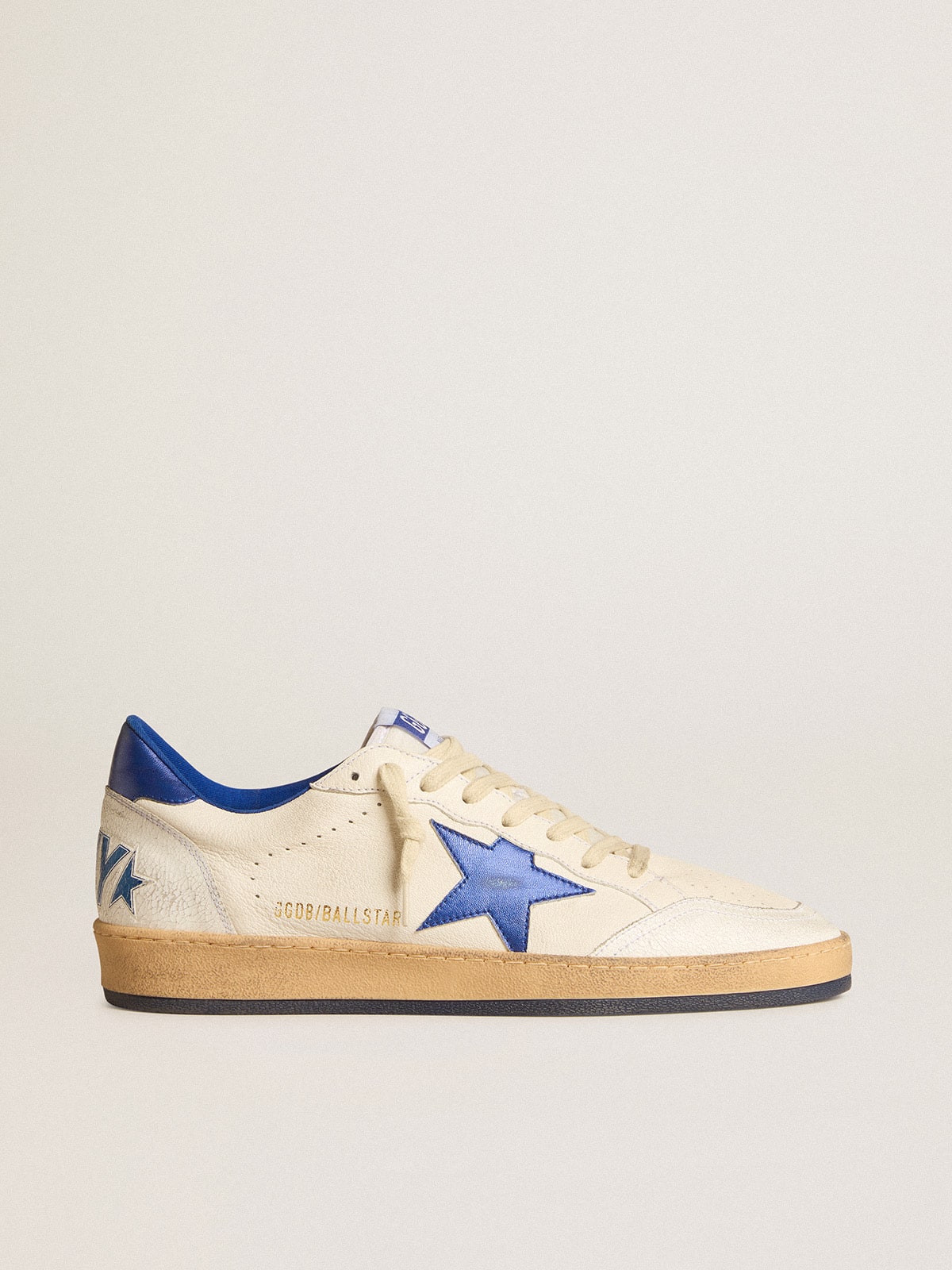 Golden Goose Men’s Ball Star Wishes In White Nappa Leather With A Bright Blue Star And Heel Tab - Sneaker Türkiye