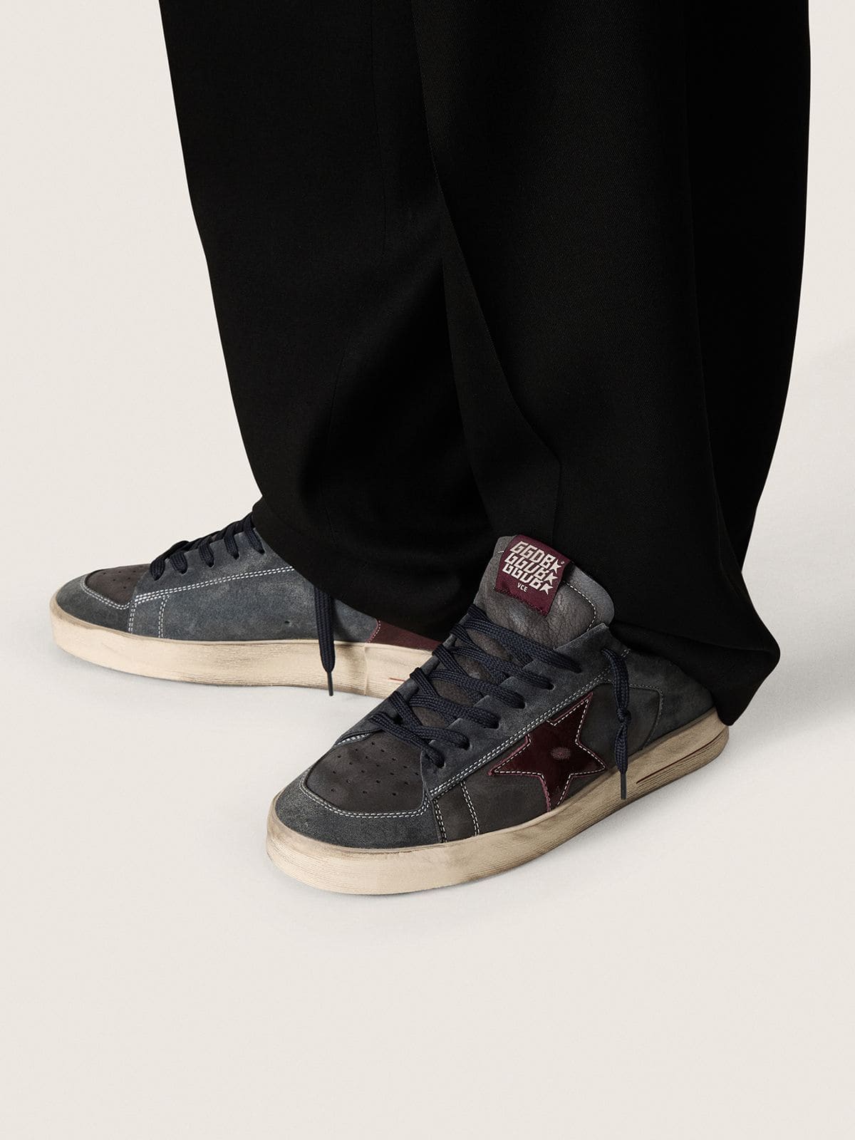 Golden Goose Men’s Stardan LTD In Anthracite Nubuck And Blue Suede With Metallic Leather Star - Sneaker Türkiye