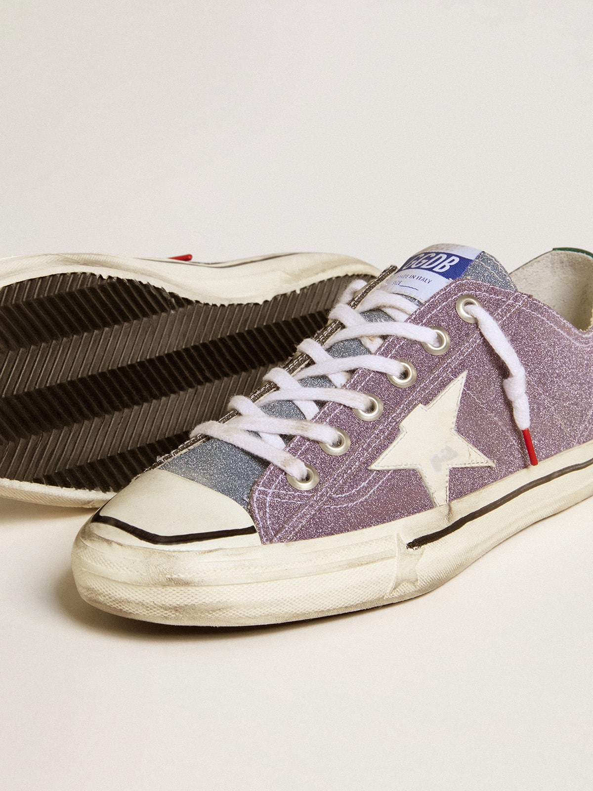 Golden Goose Men’s V-Star Lab In Lilac Leather And Glitter With White Star And Silver Glitter Tongue - Sneaker Türkiye