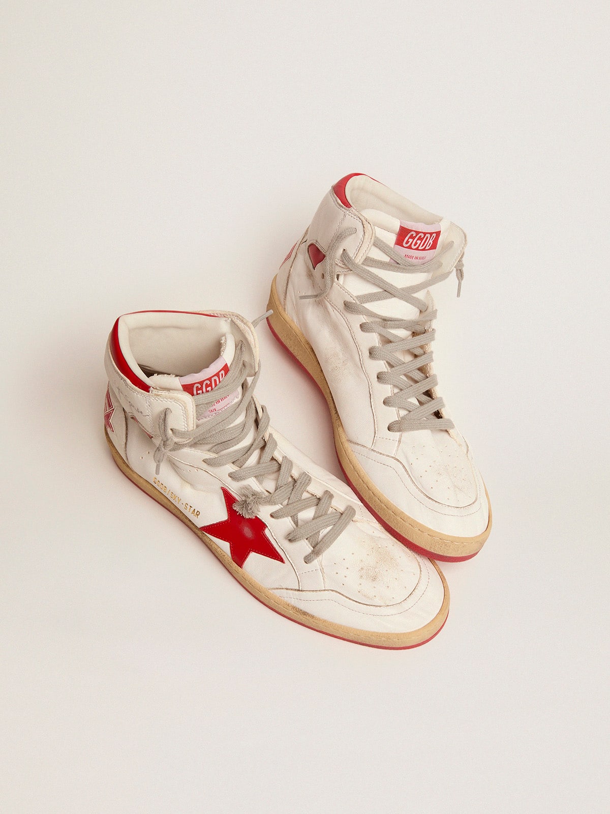 Golden Goose Men’s Sky-Star With Signature On The Ankle And Red Inserts - Sneaker Türkiye