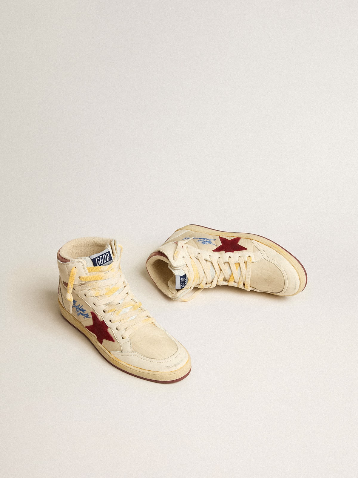 Golden Goose Sky-Star In Beige Nylon And Nappa With Pomegranate Suede Star - Sneaker Türkiye