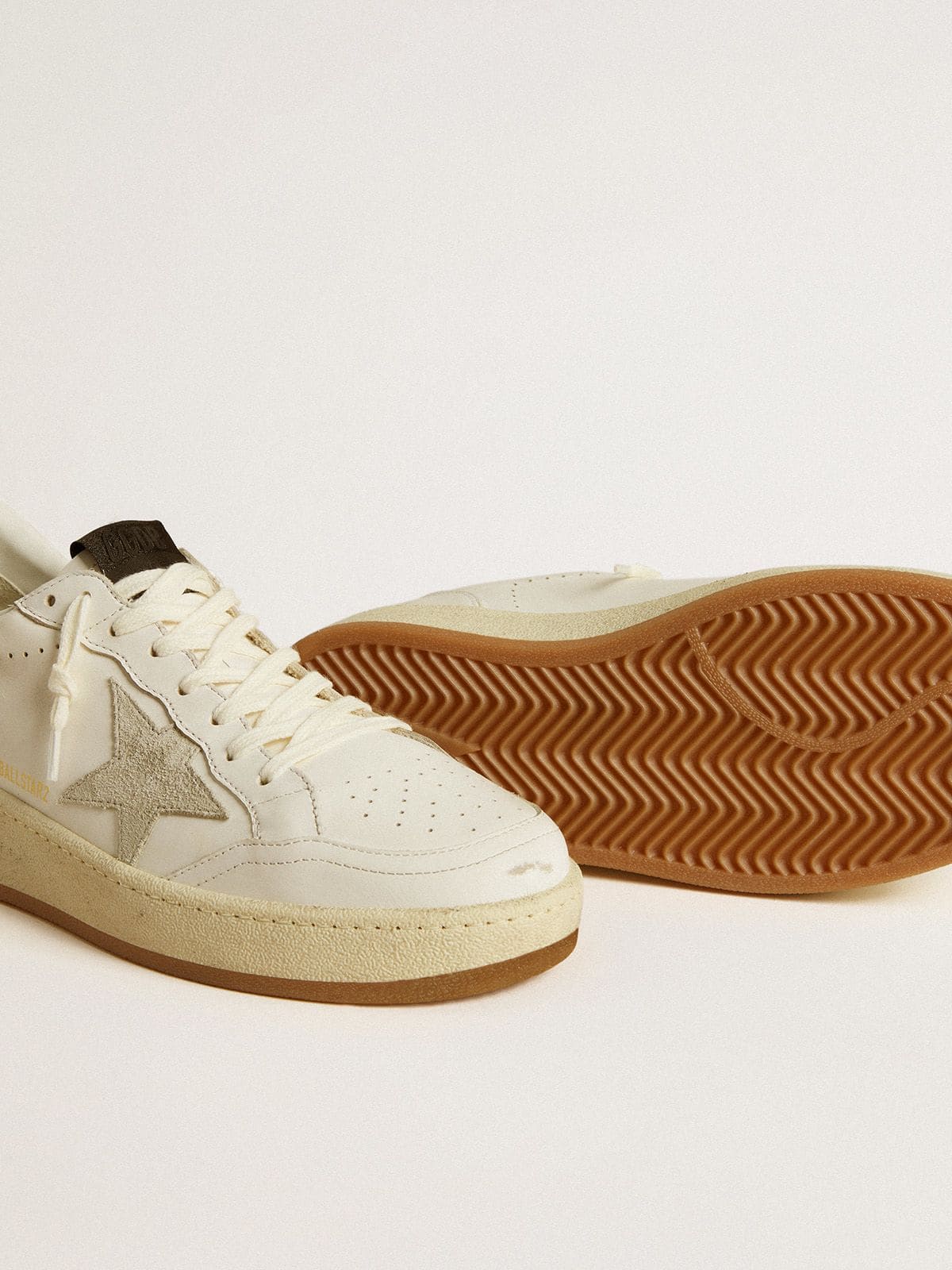 Golden Goose Ball Star With Ice-Gray Suede Star And Glossy Black Leather Heel Tab - Sneaker Türkiye