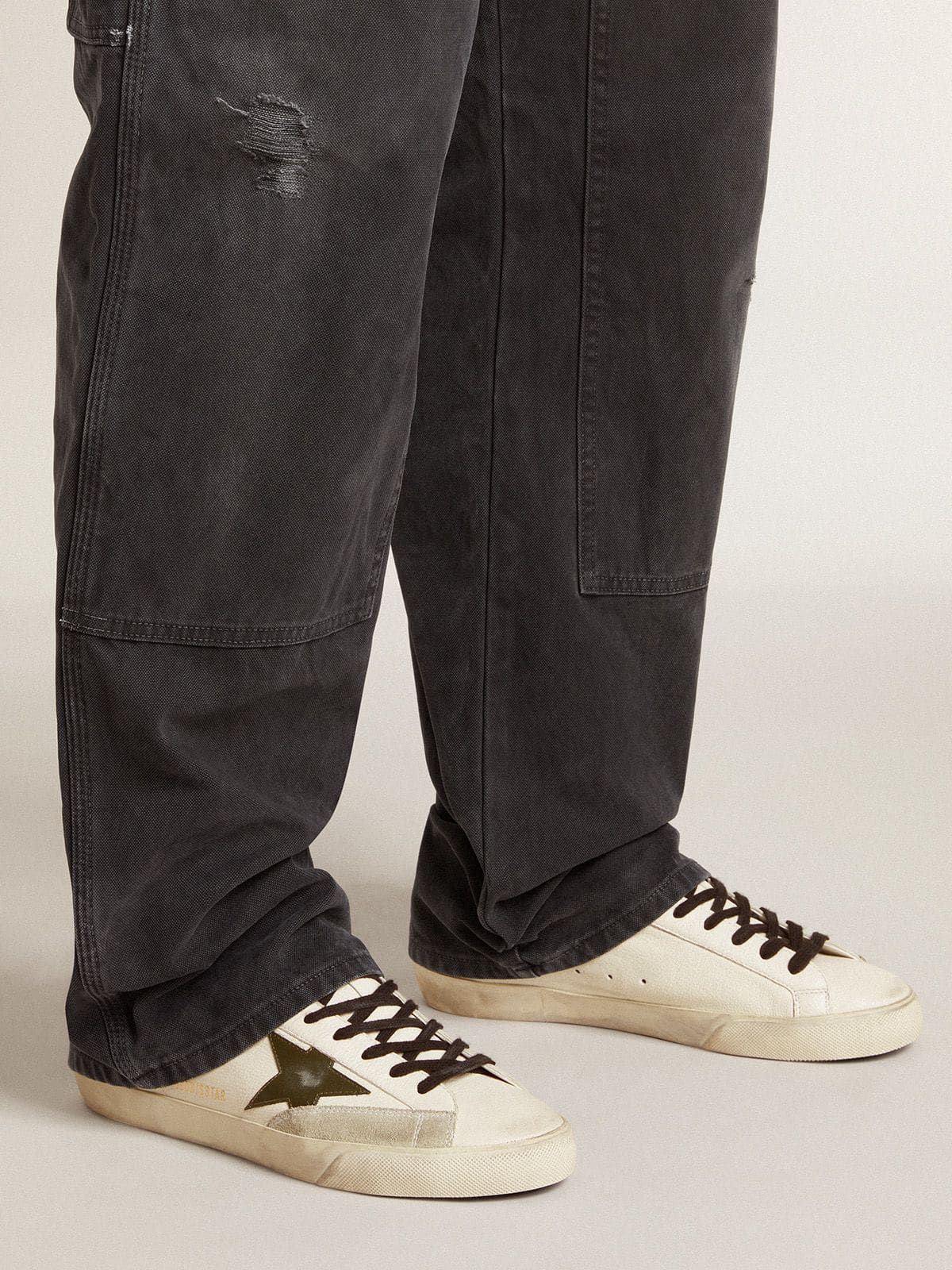 Golden Goose Men’s Super-Star In Nappa With Green Leather Star And Gray Leather Heel Tab - Sneaker Türkiye