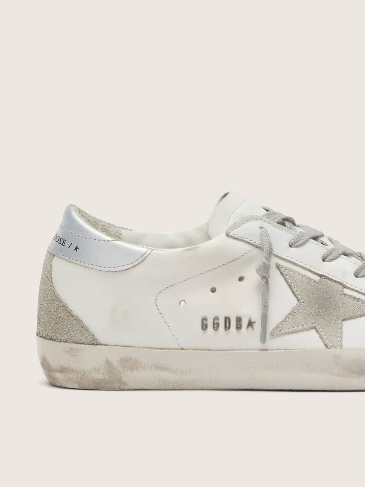 Golden Goose Women’s Super-Star With Silver Heel Tab And Metal Stud Lettering - Sneaker Türkiye